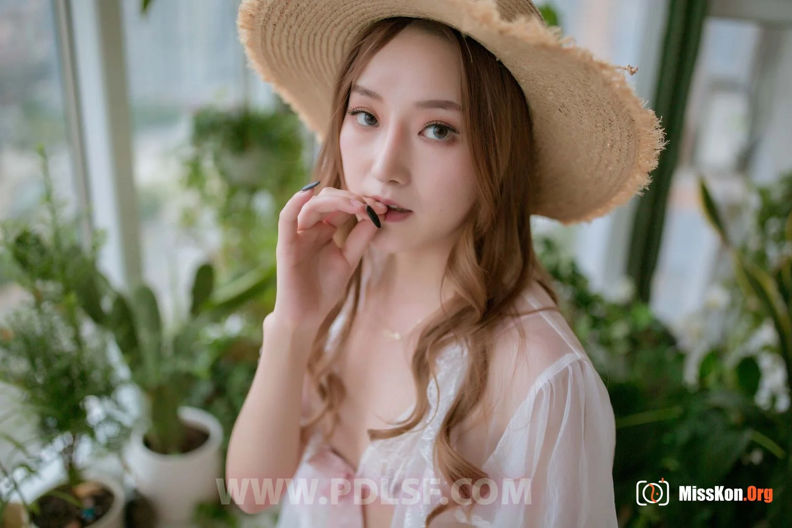 Pandora sexy photo - Photo 16
