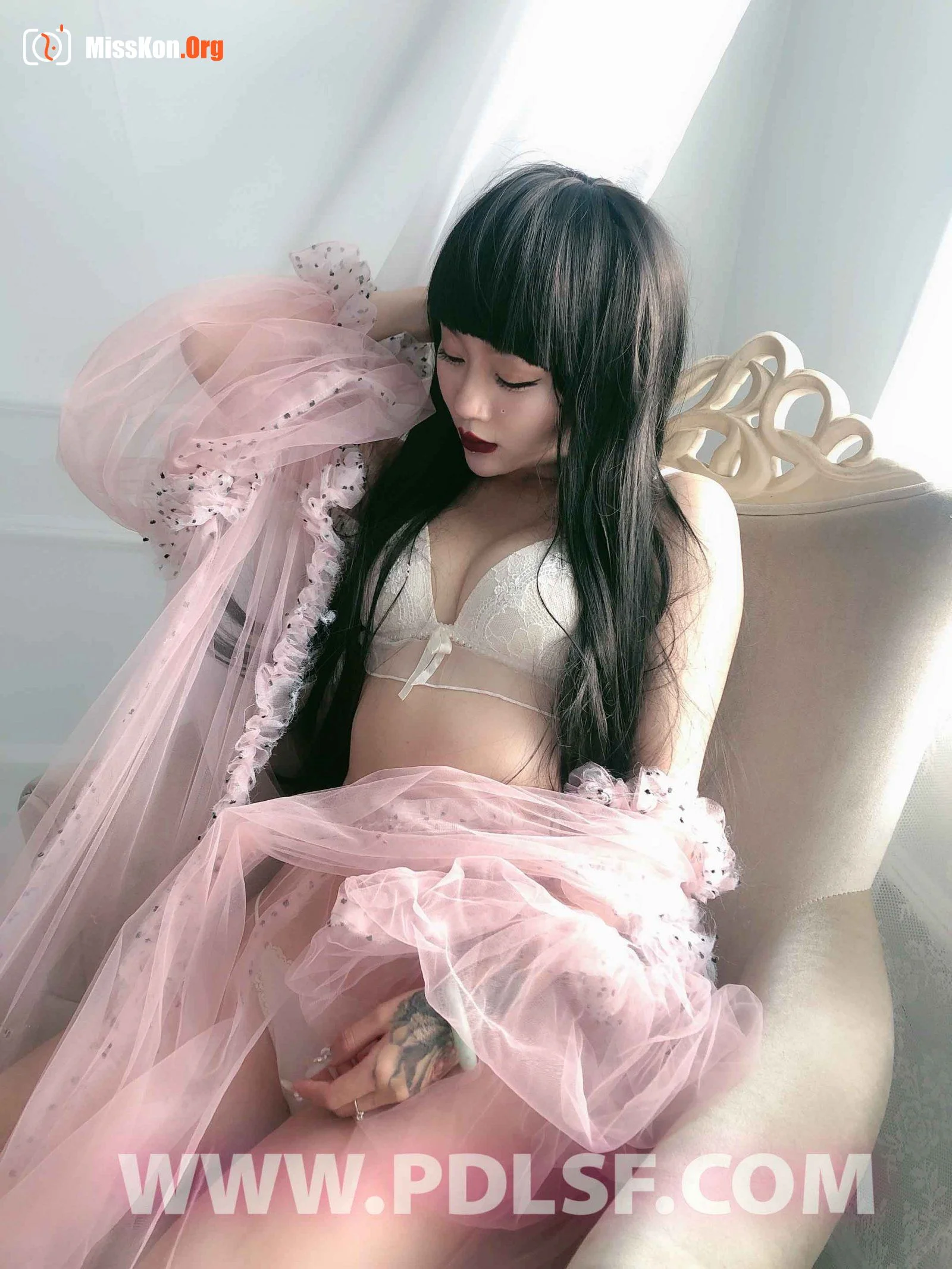 Pandora sexy photo - Photo 2