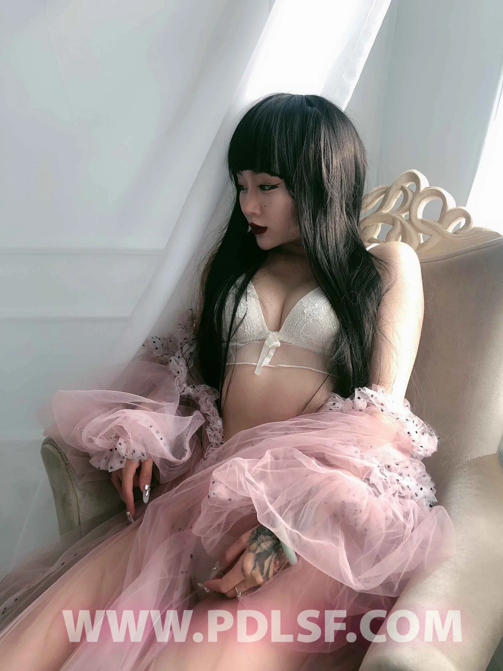 Pandora sexy photo