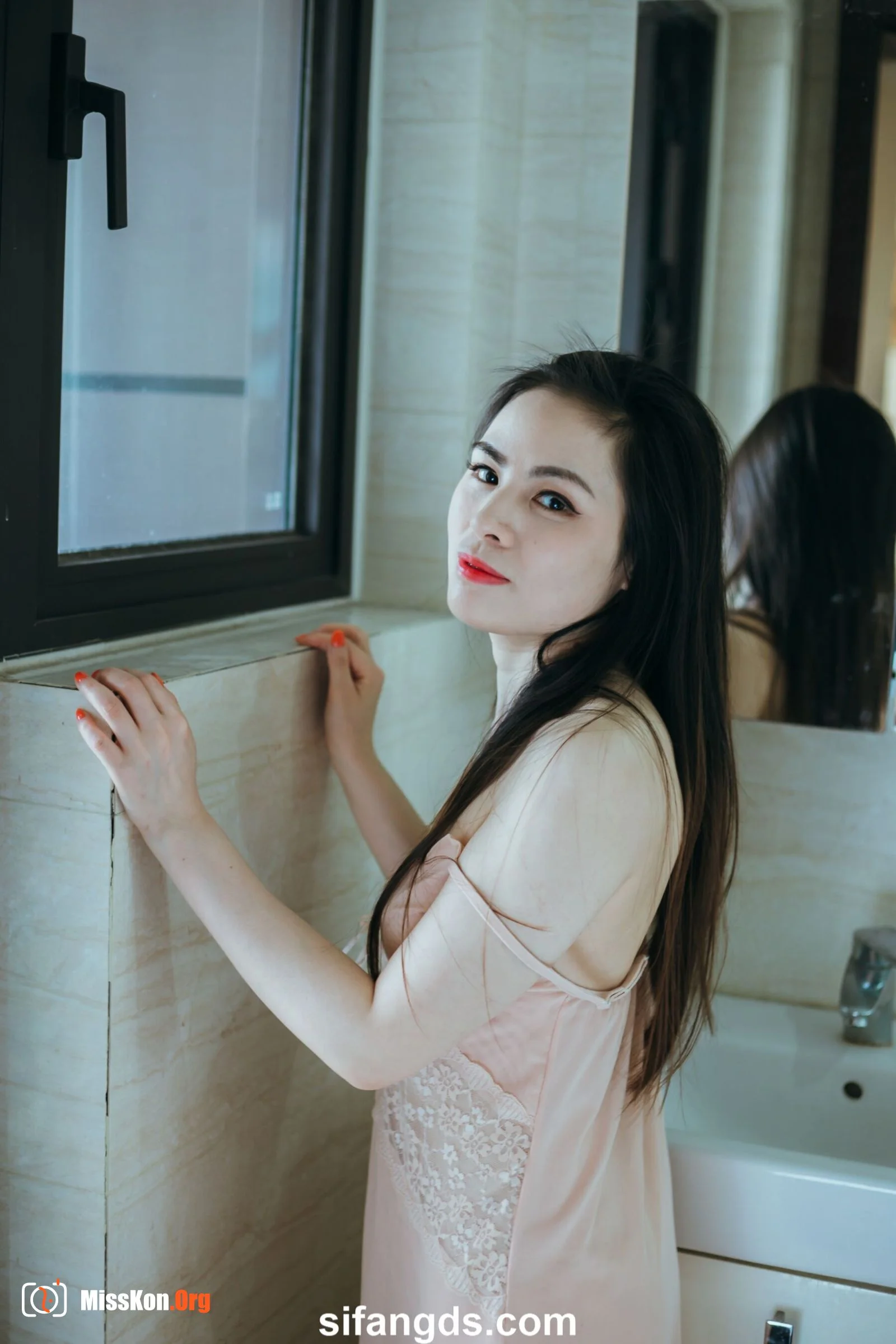 Photographer leaks amateur private photos - Photo 16