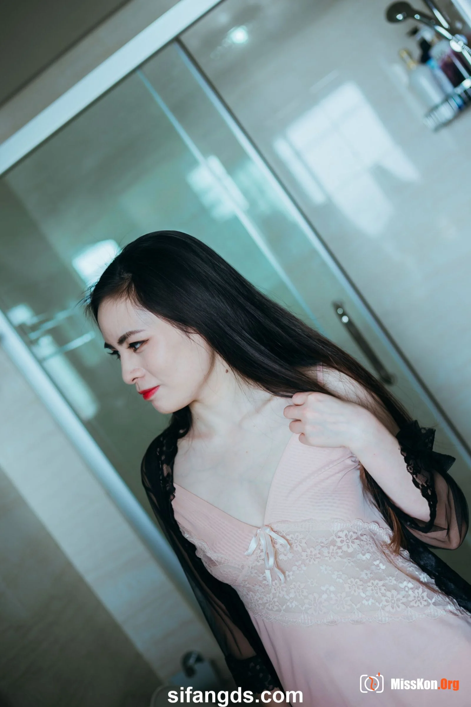 Photographer leaks amateur private photos - Photo 2