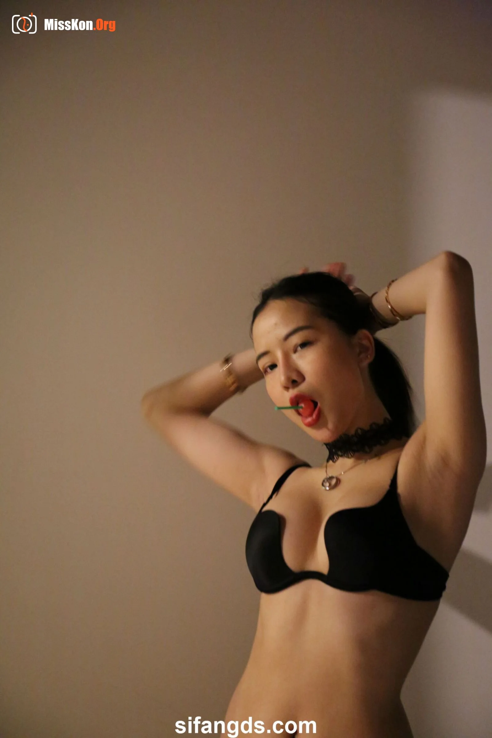 Photographer leaks amateur private photos - Photo 9
