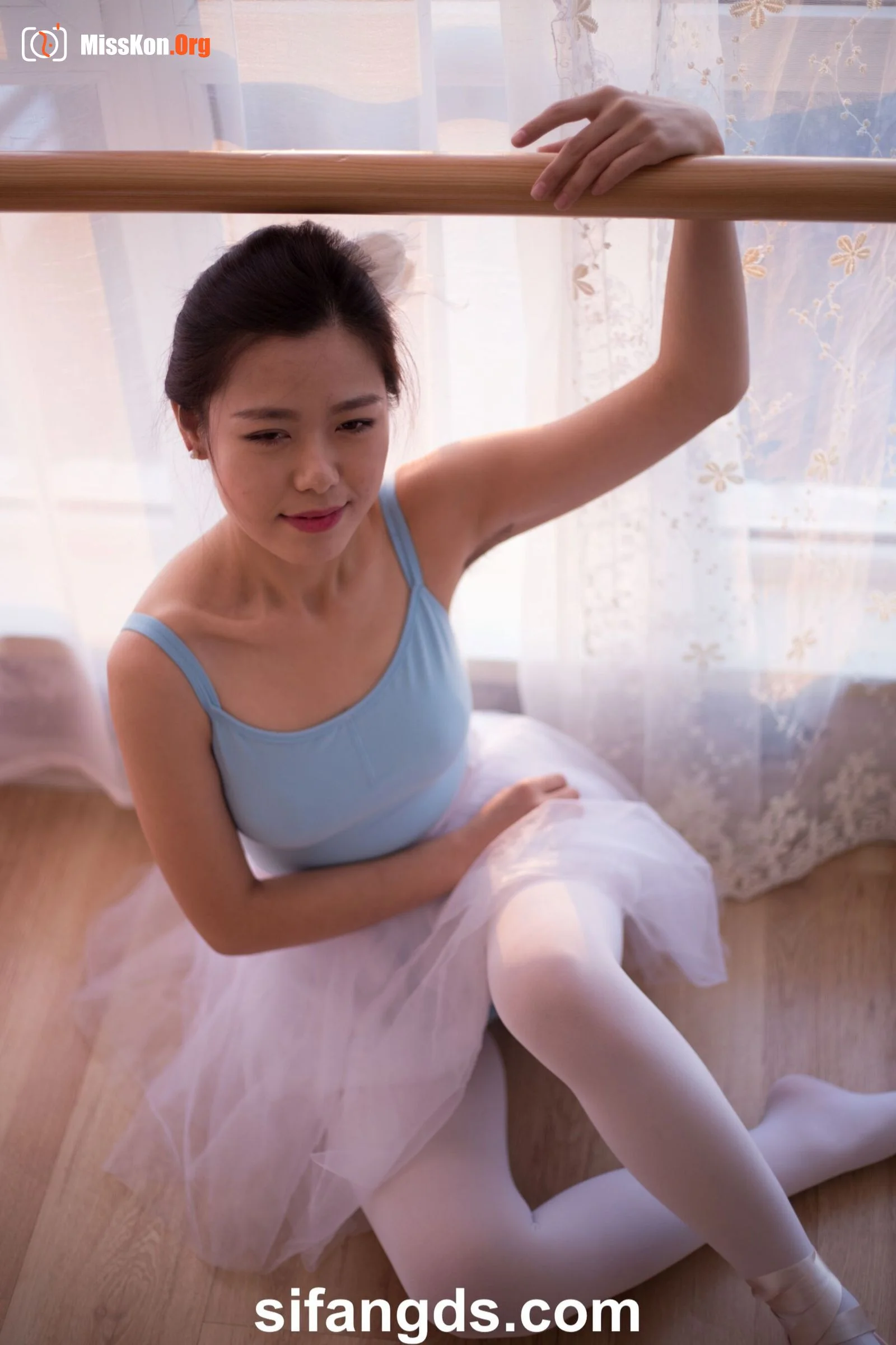 Photographer leaks amateur private photos (ballet) - Photo 6