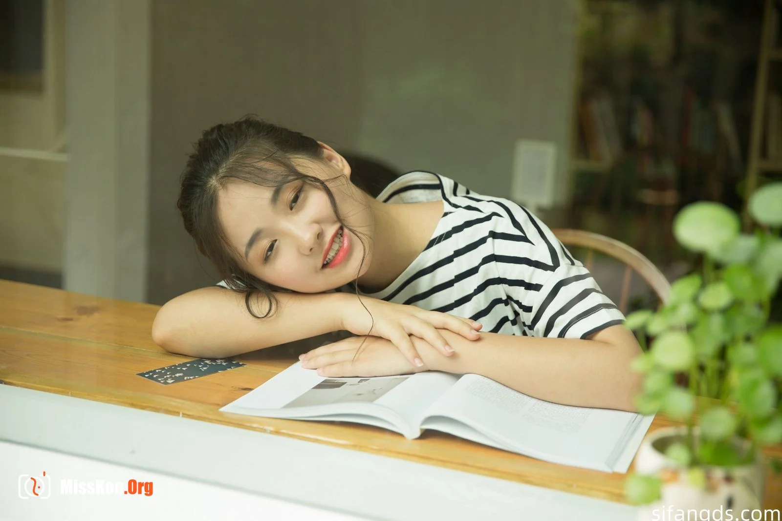 Photographer leaks amateur private photos - Photo 7