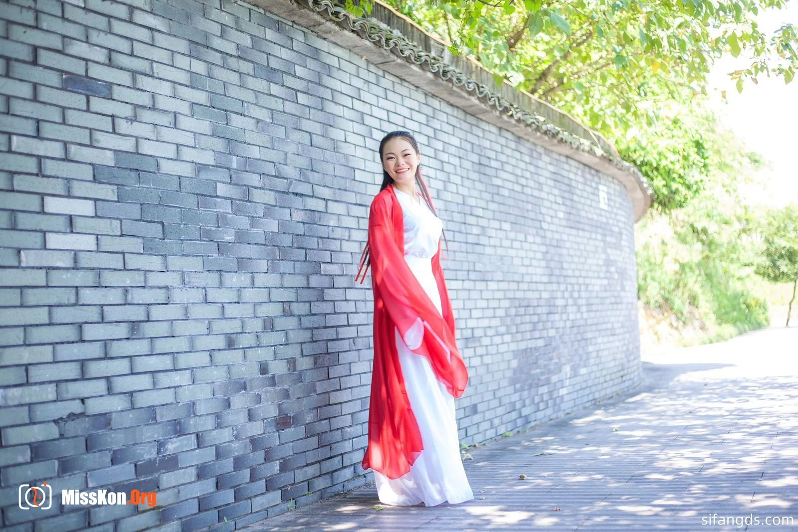 Photographer leaks amateur private photos: Girlfriends travel to Lijiang - Photo 16