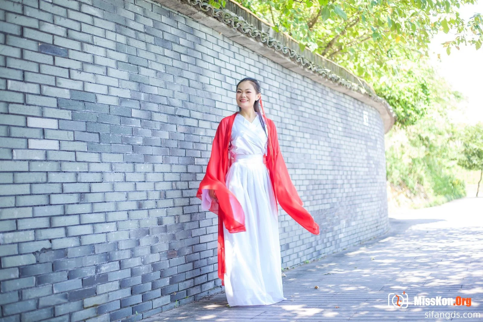 Photographer leaks amateur private photos: Girlfriends travel to Lijiang - Photo 17