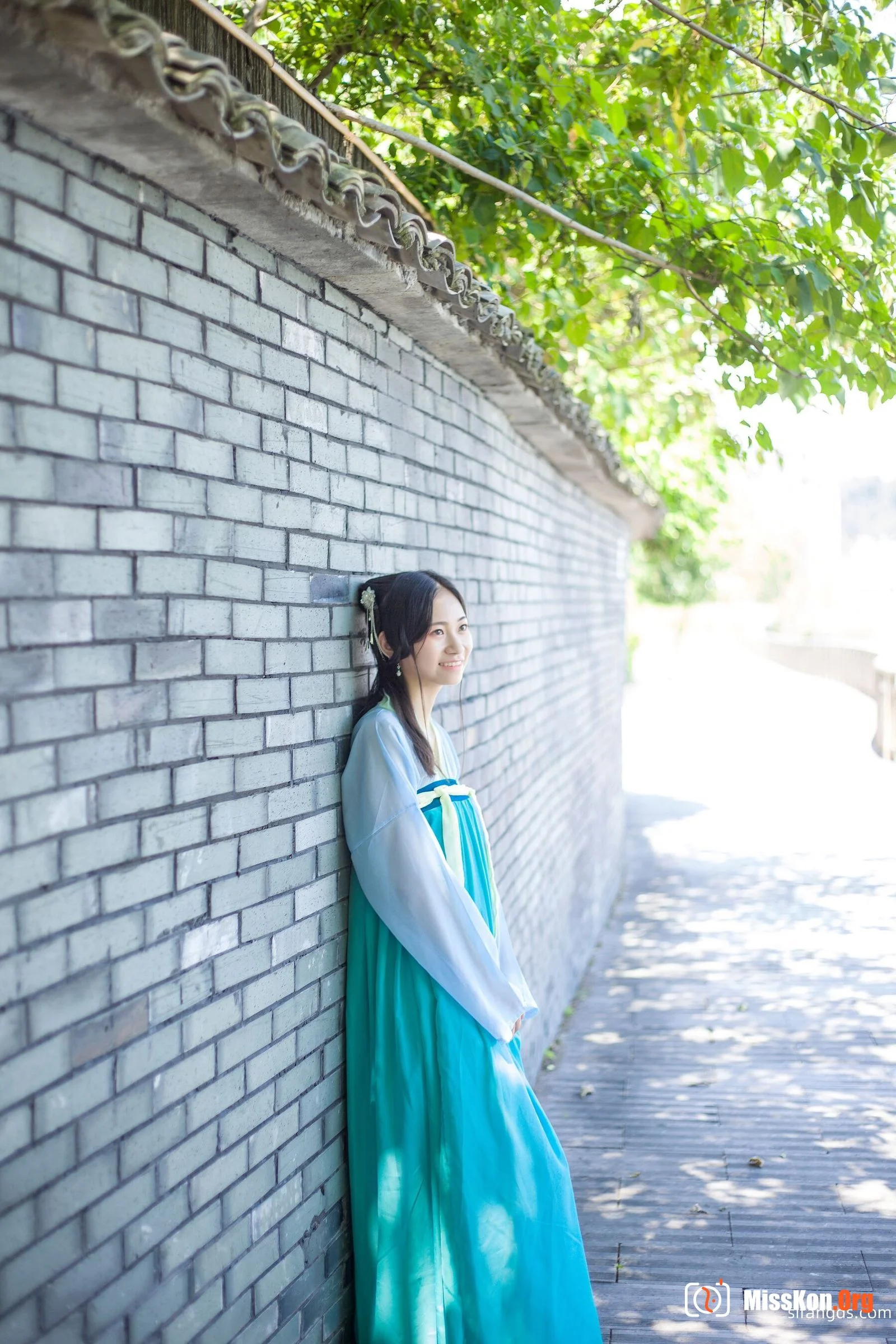 Photographer leaks amateur private photos: Girlfriends travel to Lijiang - Photo 7