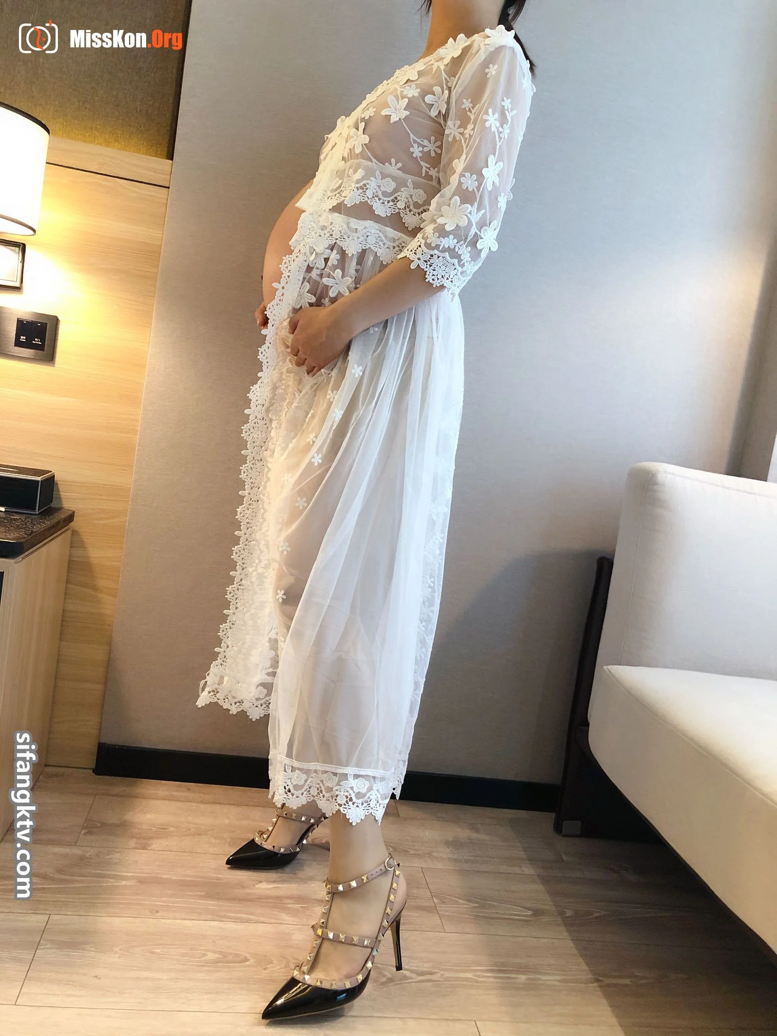 Photographer leaks large-scale private photos of pregnant women (3) - Photo 2