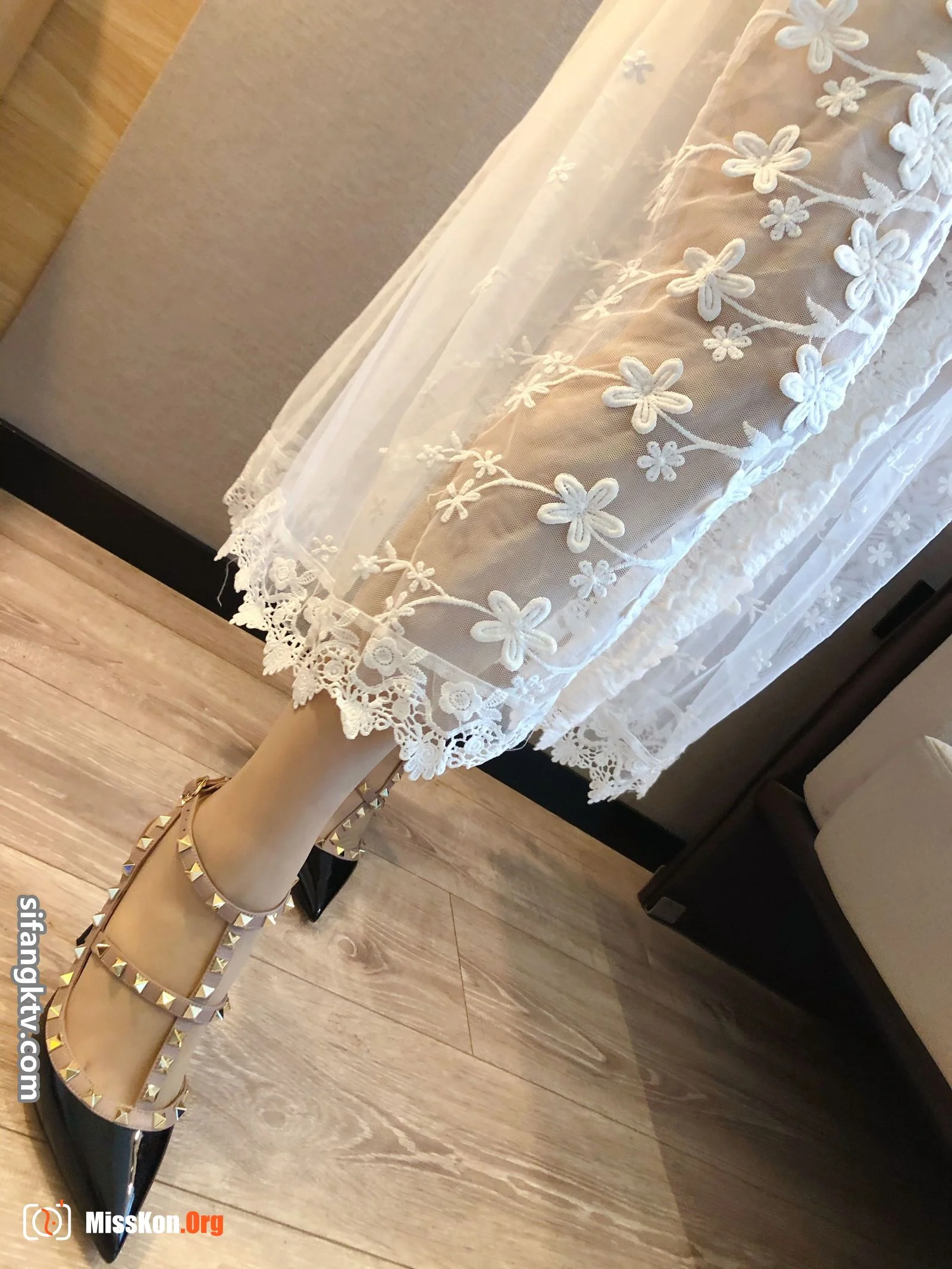 Photographer leaks large-scale private photos of pregnant women (3) - Photo 6