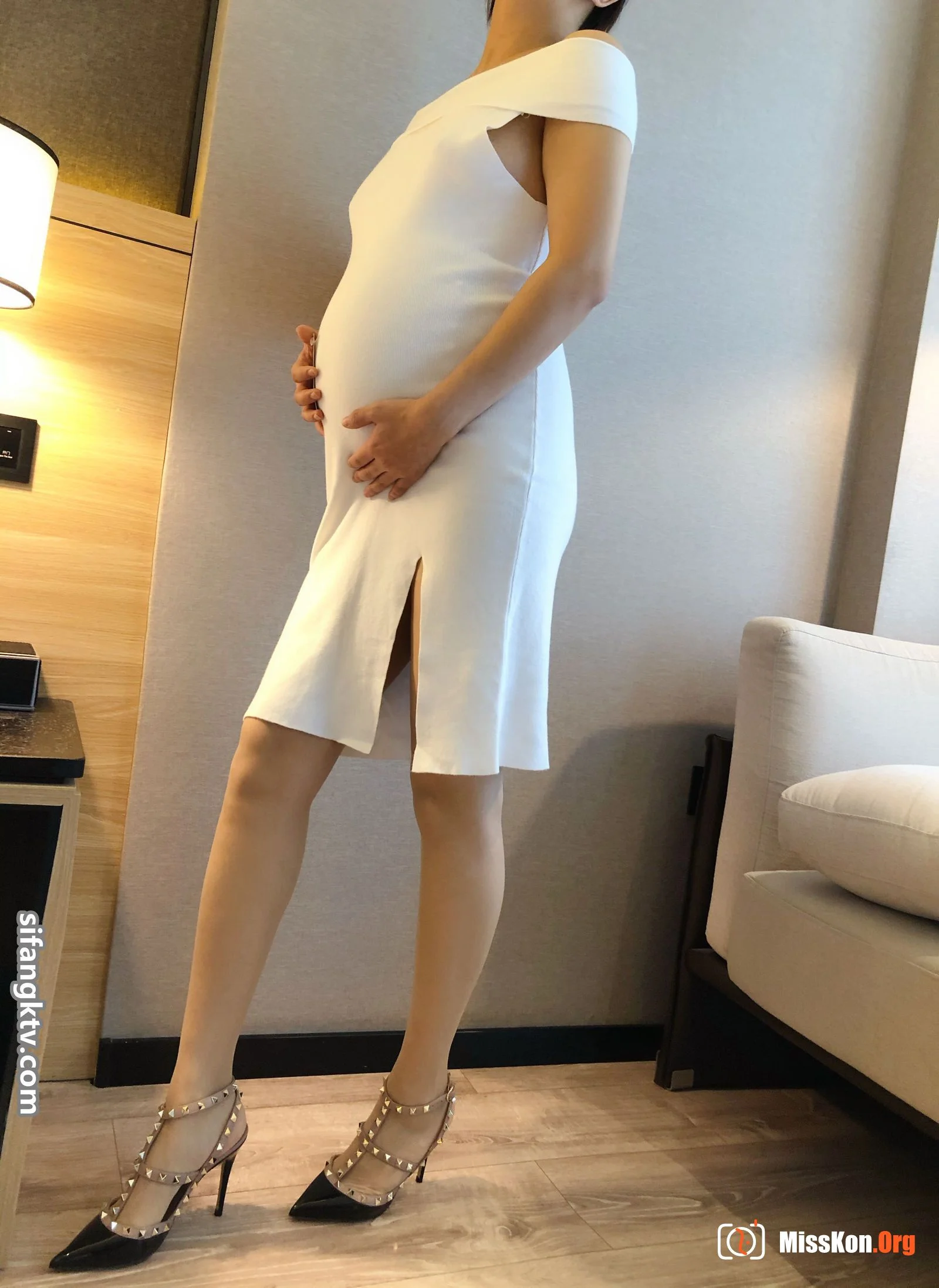 Photographer leaks large-scale private photos of pregnant women (4) - Photo 20