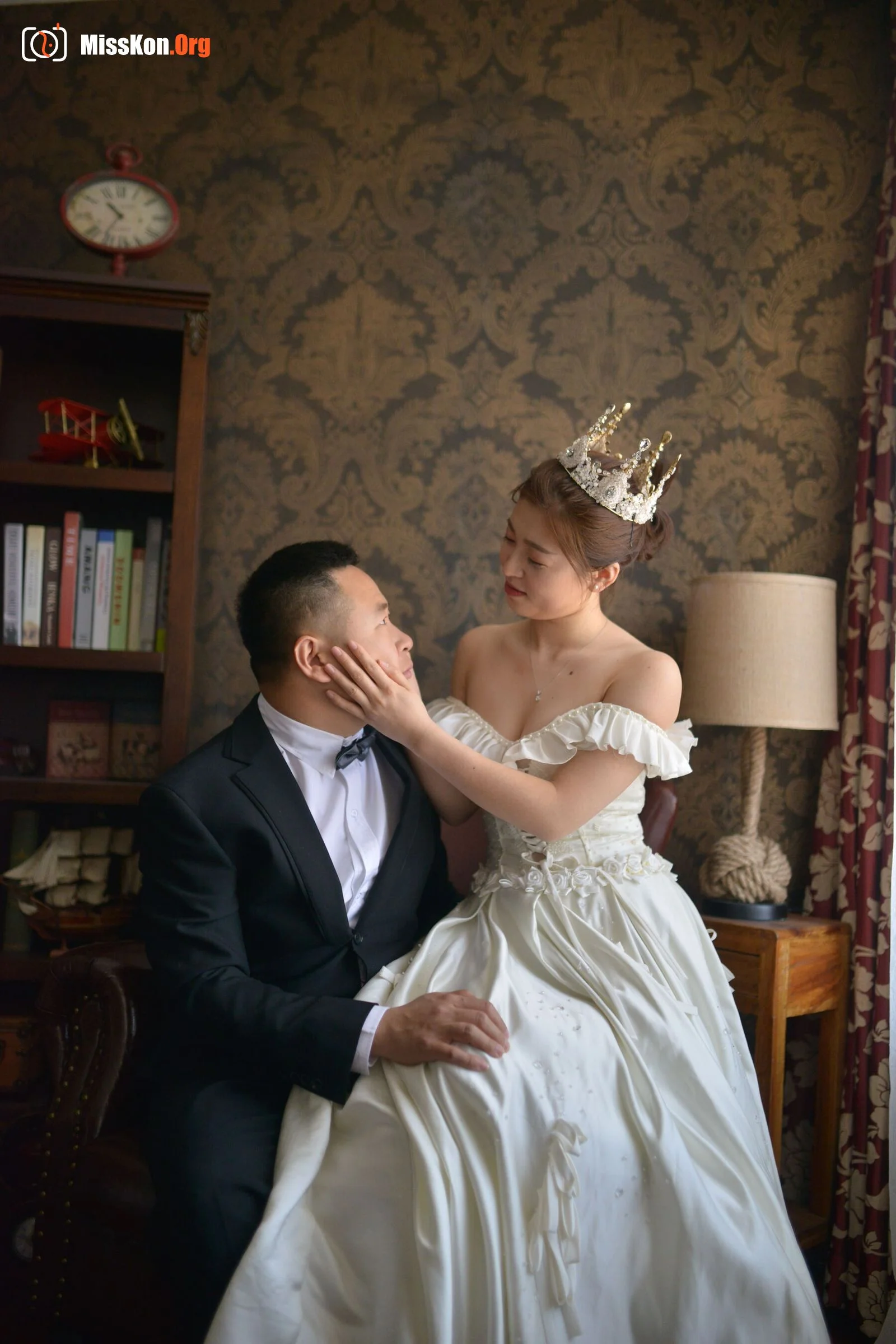 Photographer leaks nude wedding photos of young couple (2017-04-22) - Photo 13