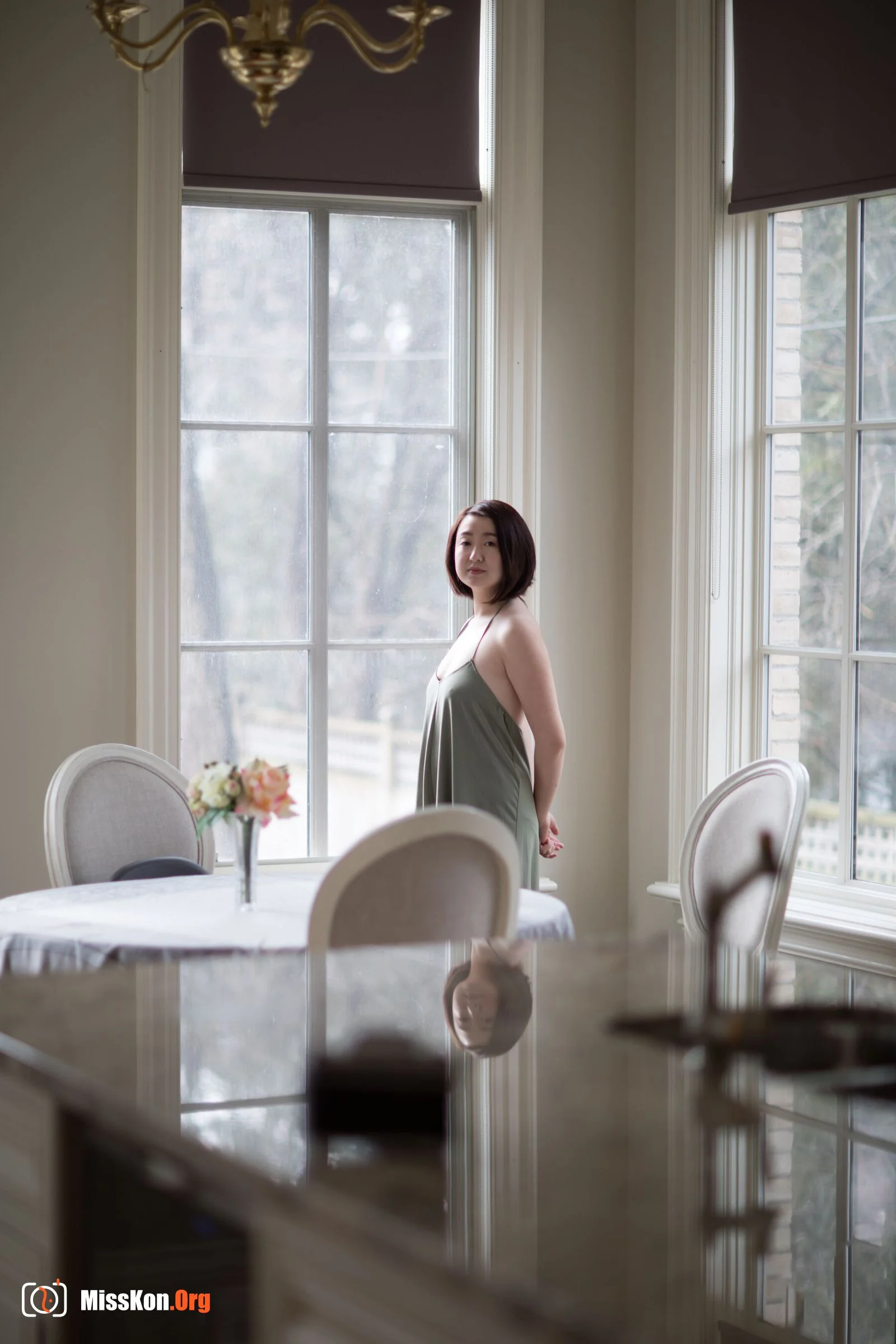 Photographer leaks sexy wife photos - Photo 11