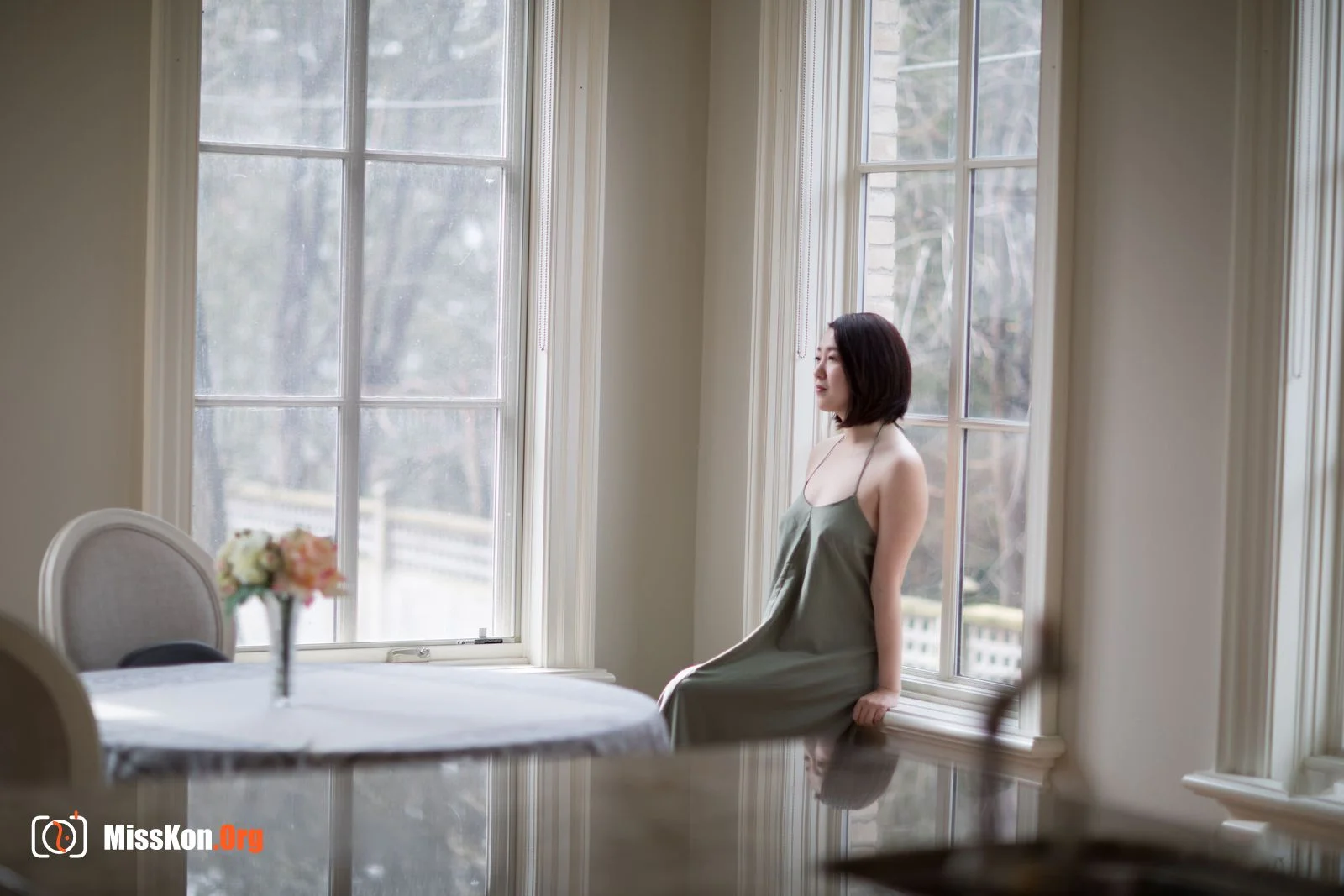 Photographer leaks sexy wife photos - Photo 15