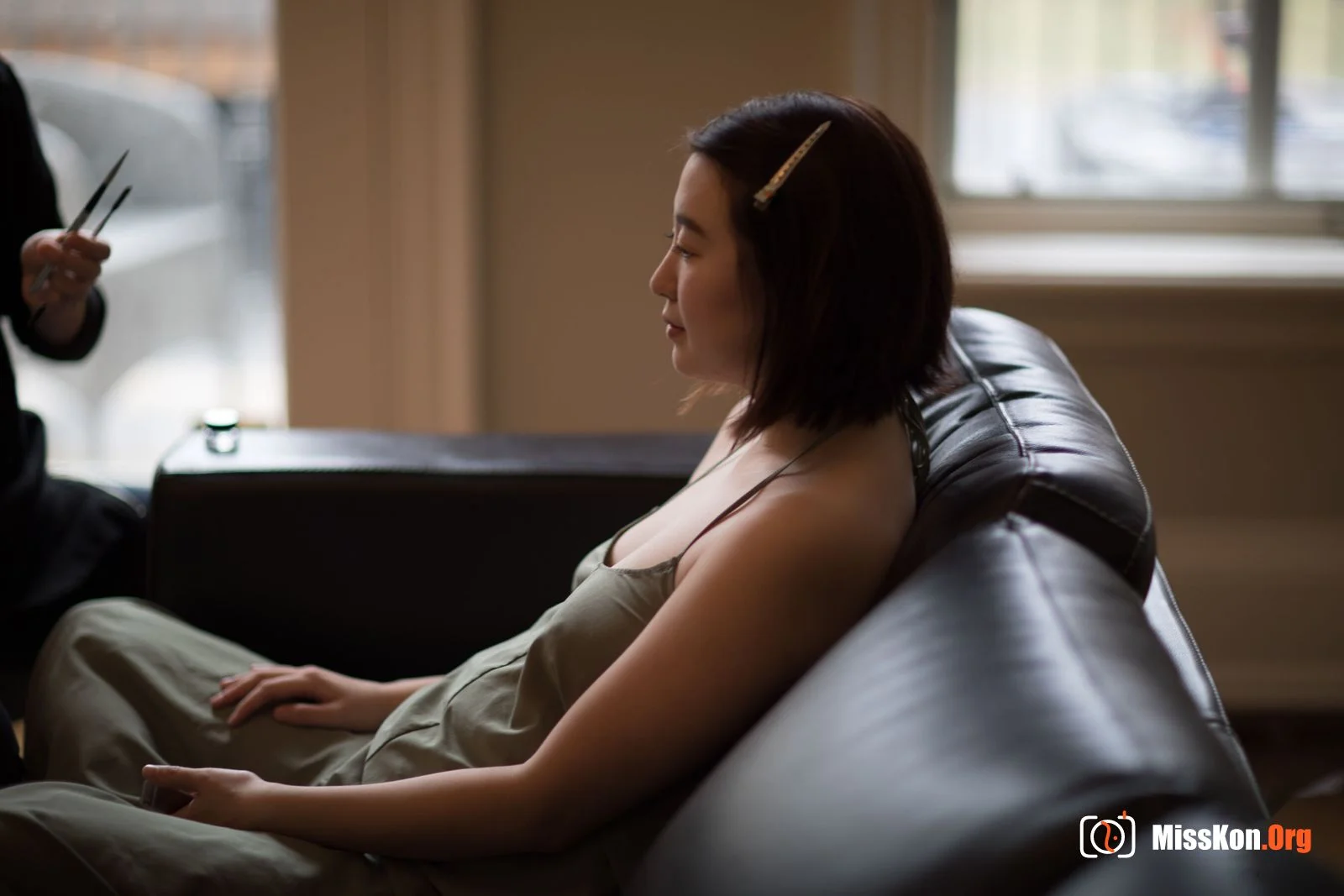 Photographer leaks sexy wife photos - Photo 6