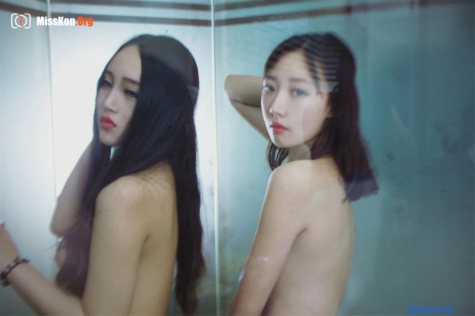 Photographer's unreleased private photos of human bodies - Photo 40