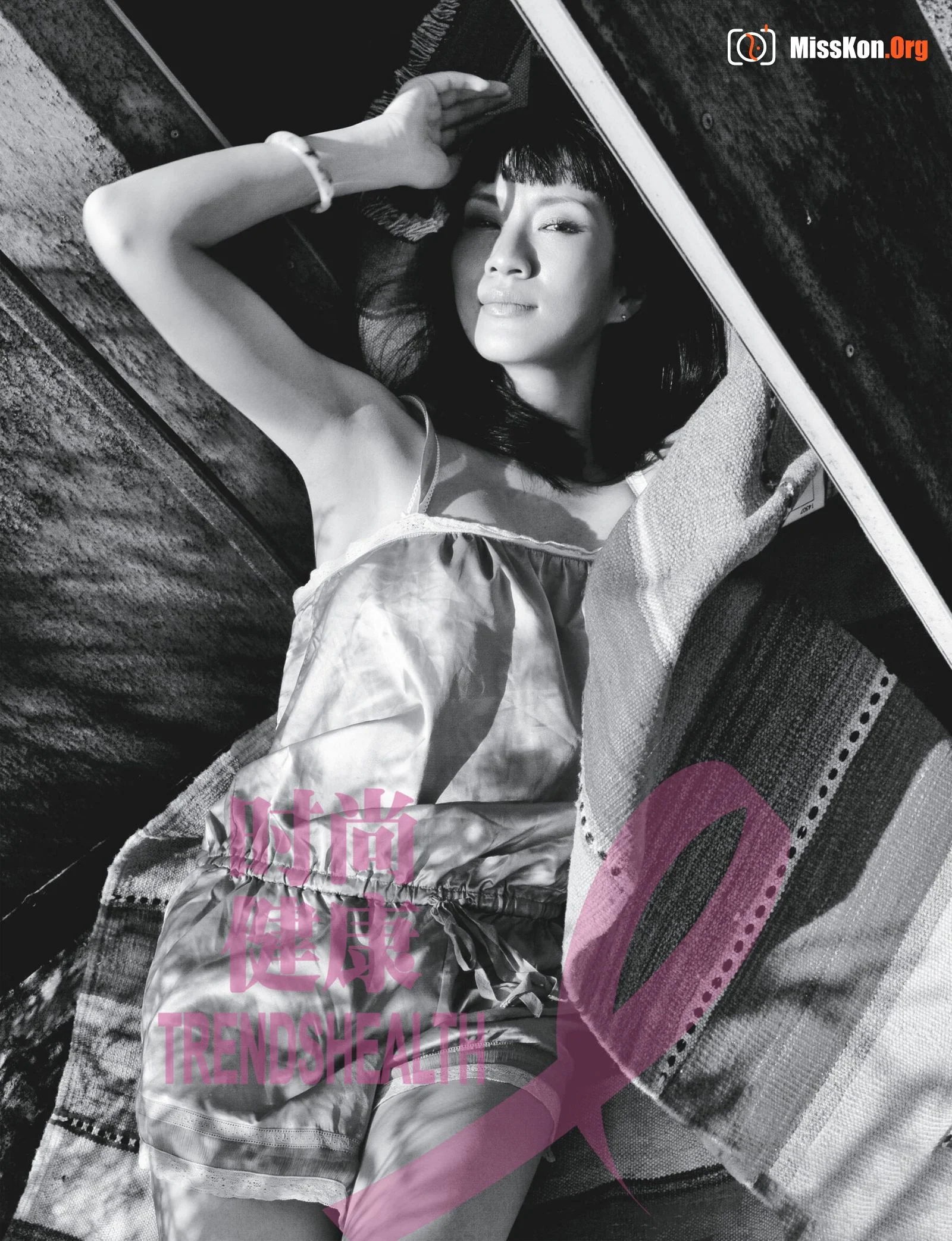 Pink Ribbon Actress Collection - Photo 11