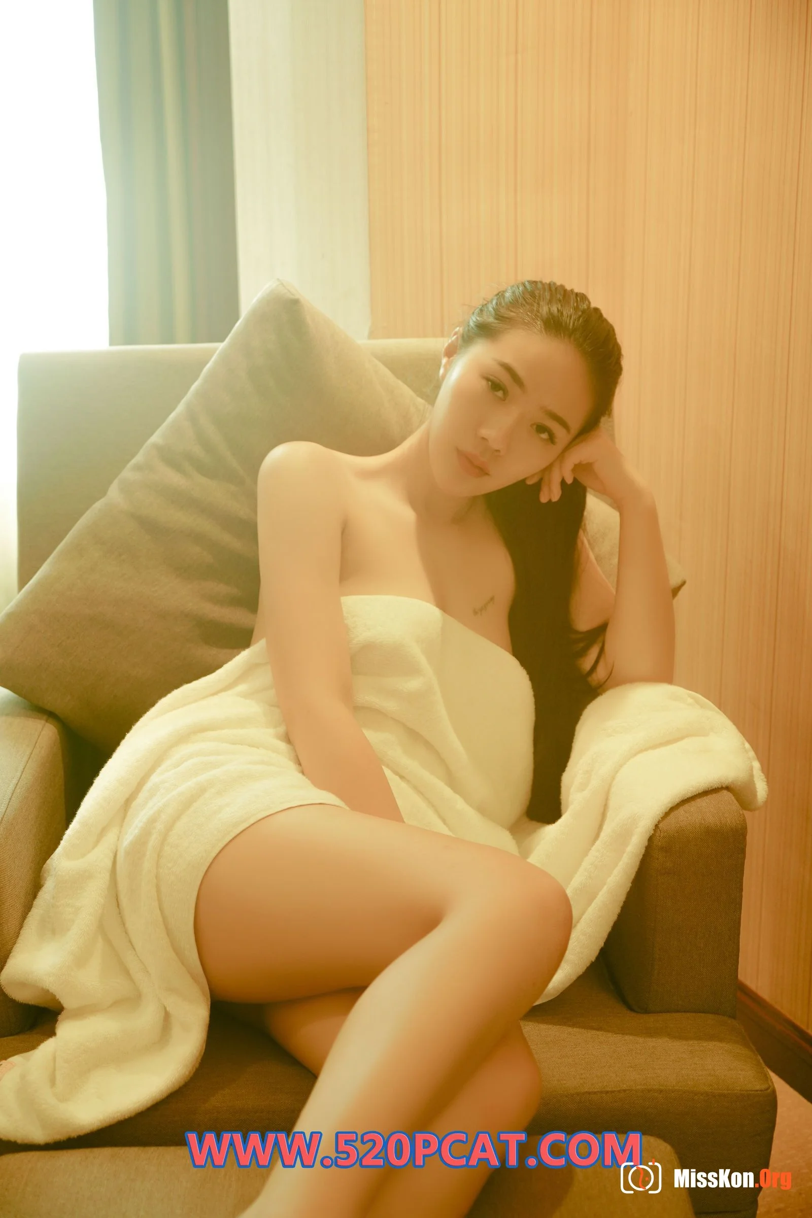 Platinum Issue 019 (Platinum 019) - Photo 18