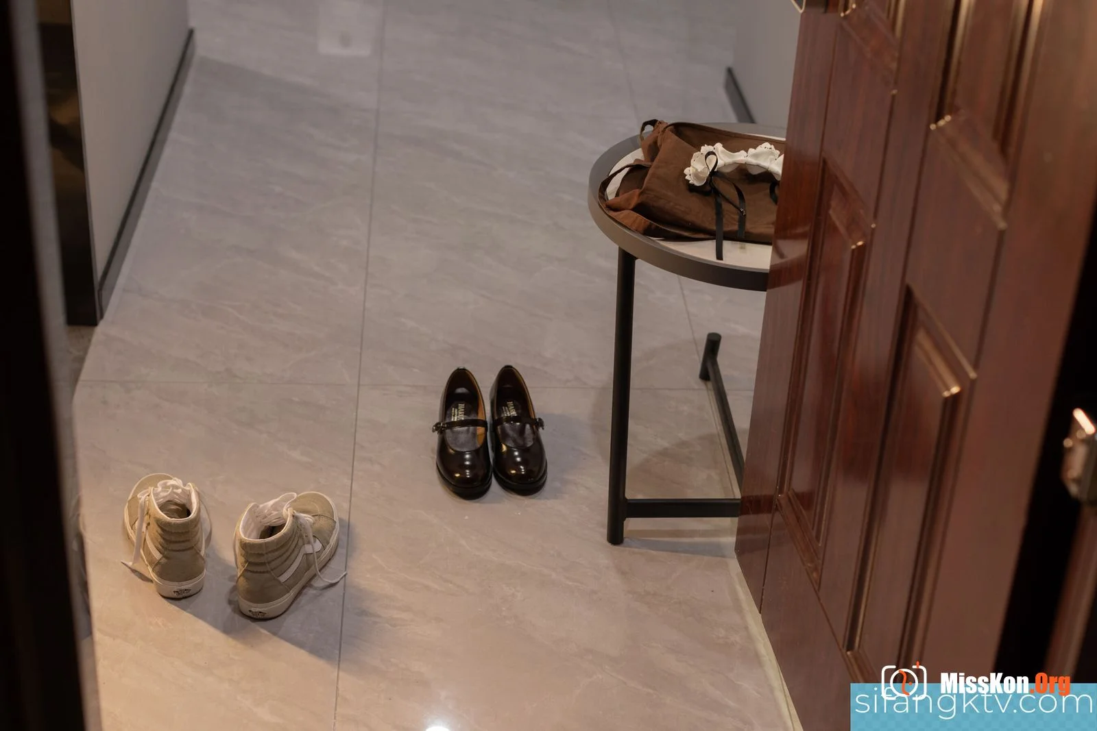 Plot interpretation of beautiful photos at home (Super VIP03) - Photo 4