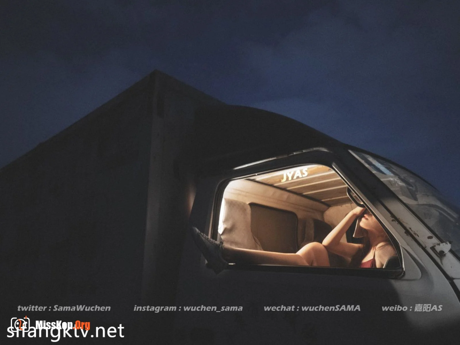Portfolio of photographer JYAS - Photo 12