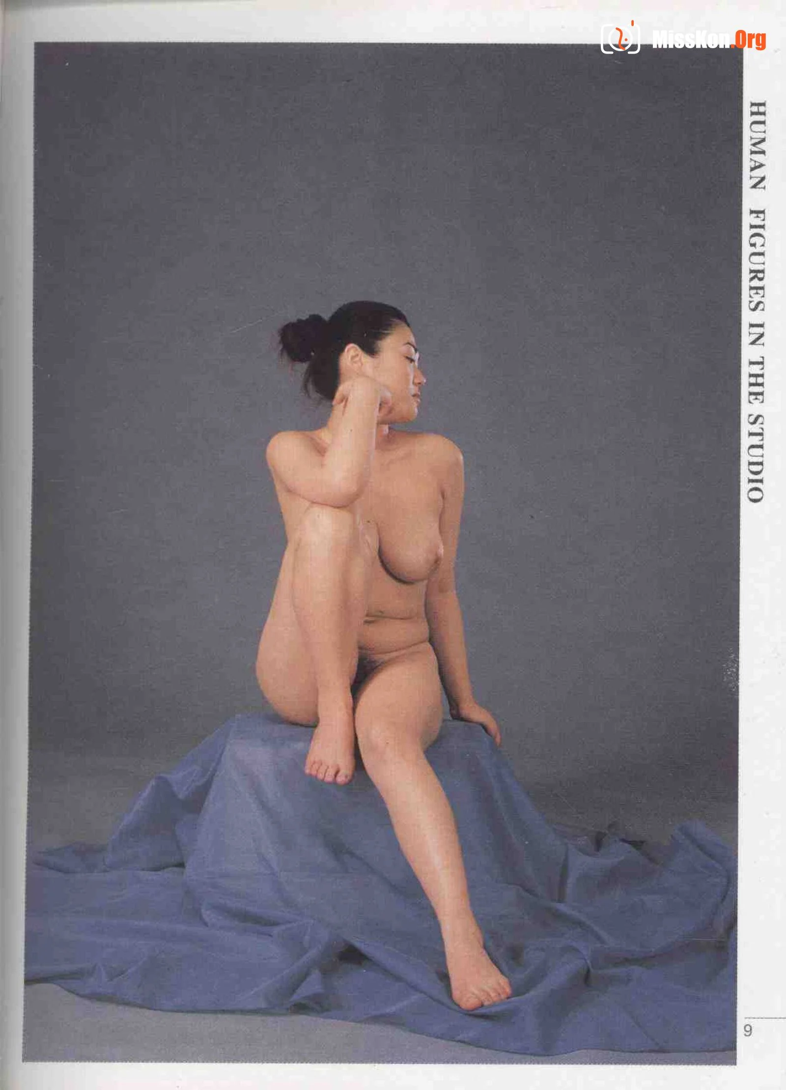 Practical Nude Model Photography: Sitting Posture (Shanghai Pictorial Publishing House) - Photo 14