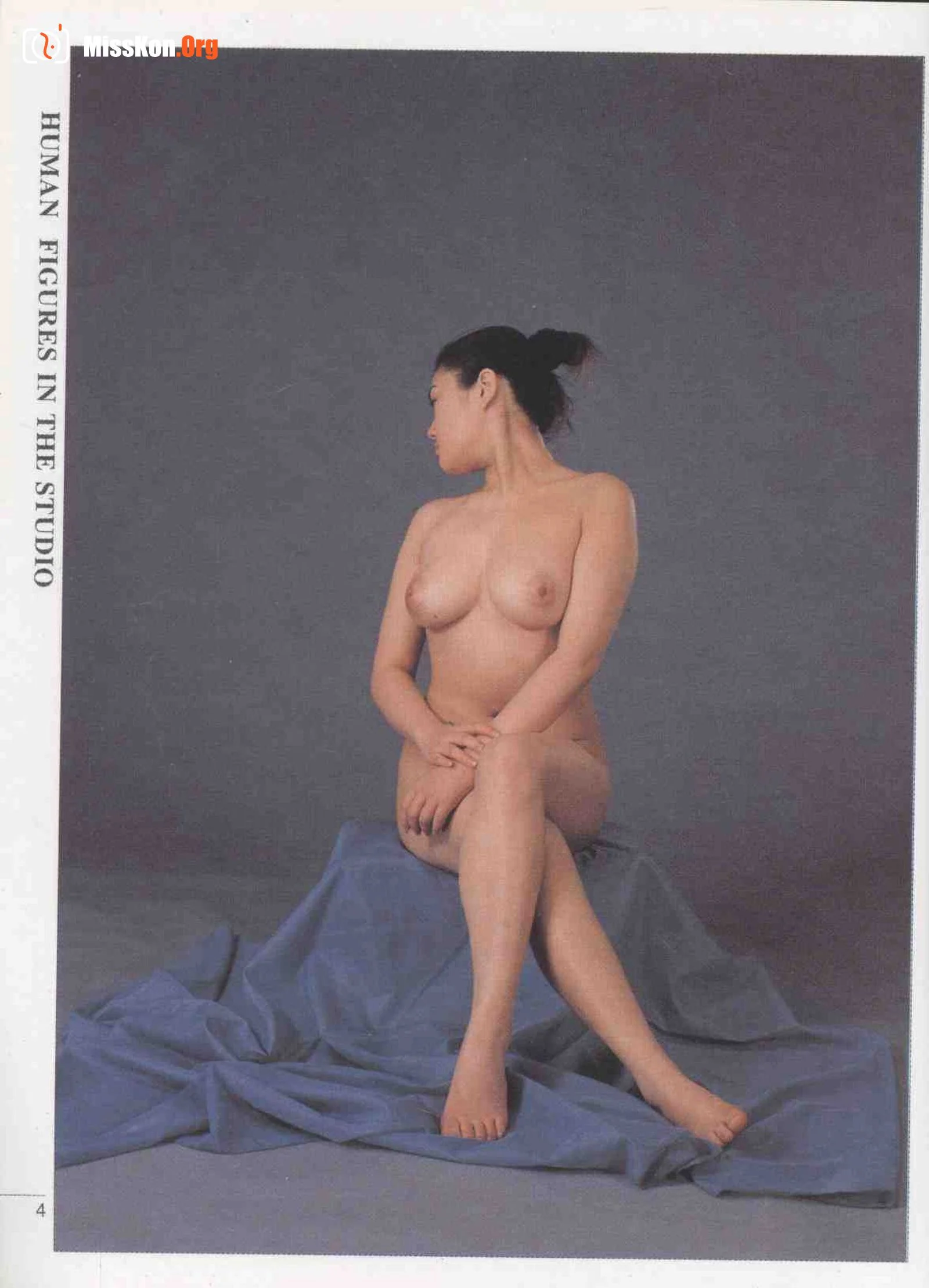 Practical Nude Model Photography: Sitting Posture (Shanghai Pictorial Publishing House) - Photo 9