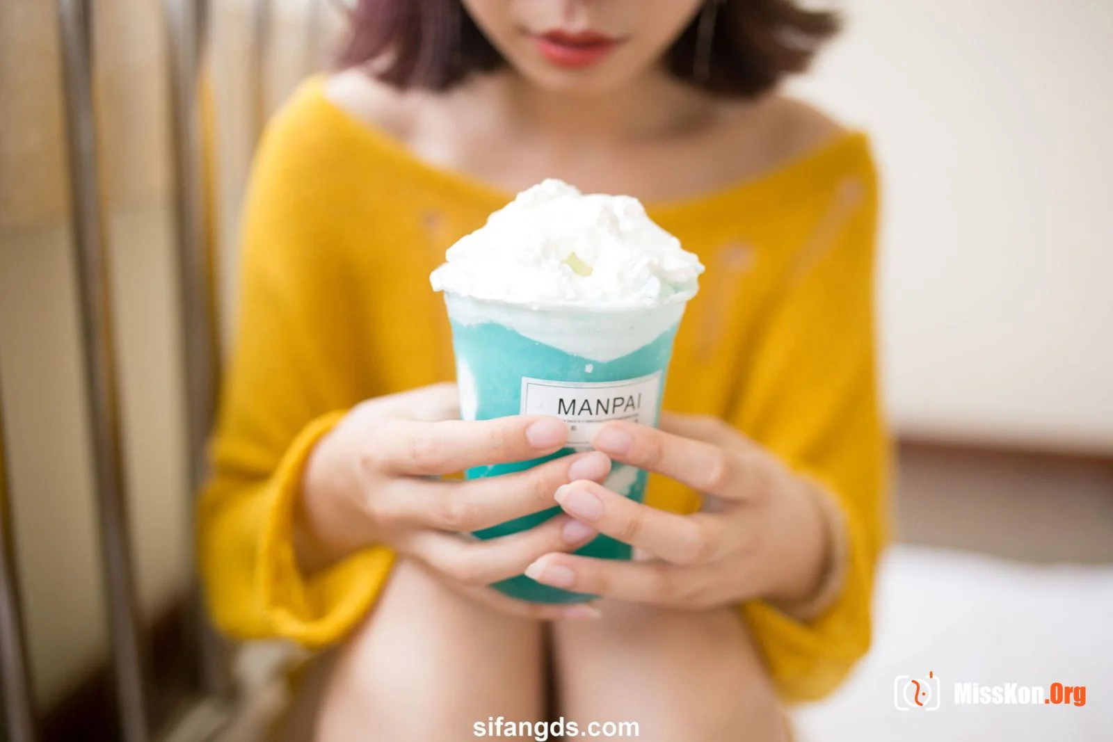 Private photo shoot of Chinese model Miss Huang - Photo 11