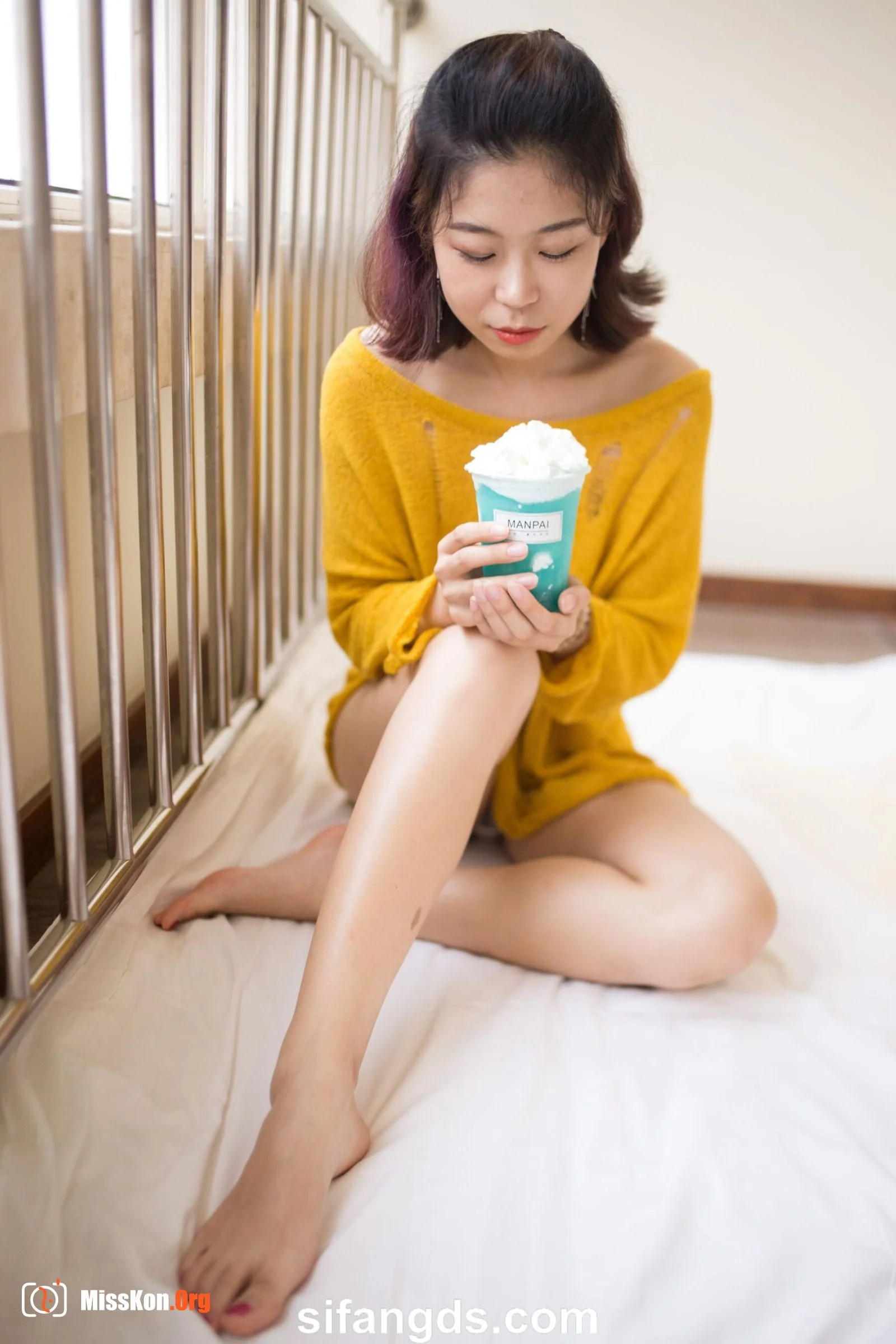 Private photo shoot of Chinese model Miss Huang - Photo 12