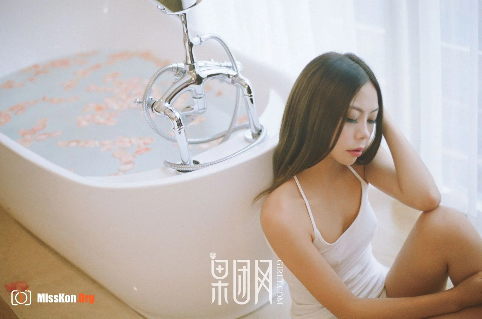 Pure girl - Photo 9