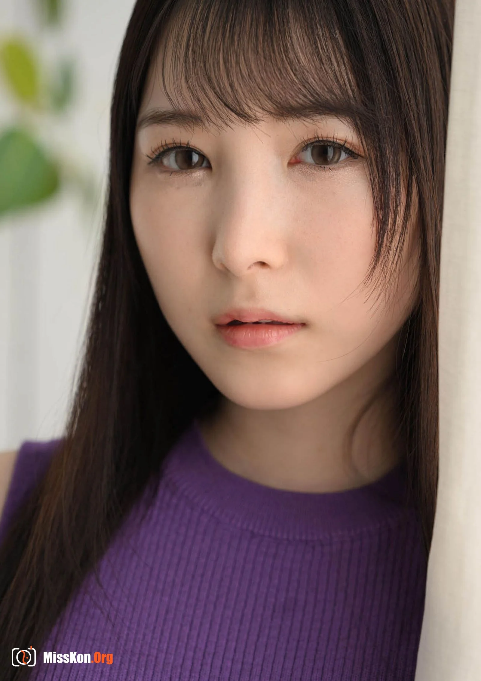Pure perfume: Droplet Droplet (GOT Nude PhotoBook) - Photo 10