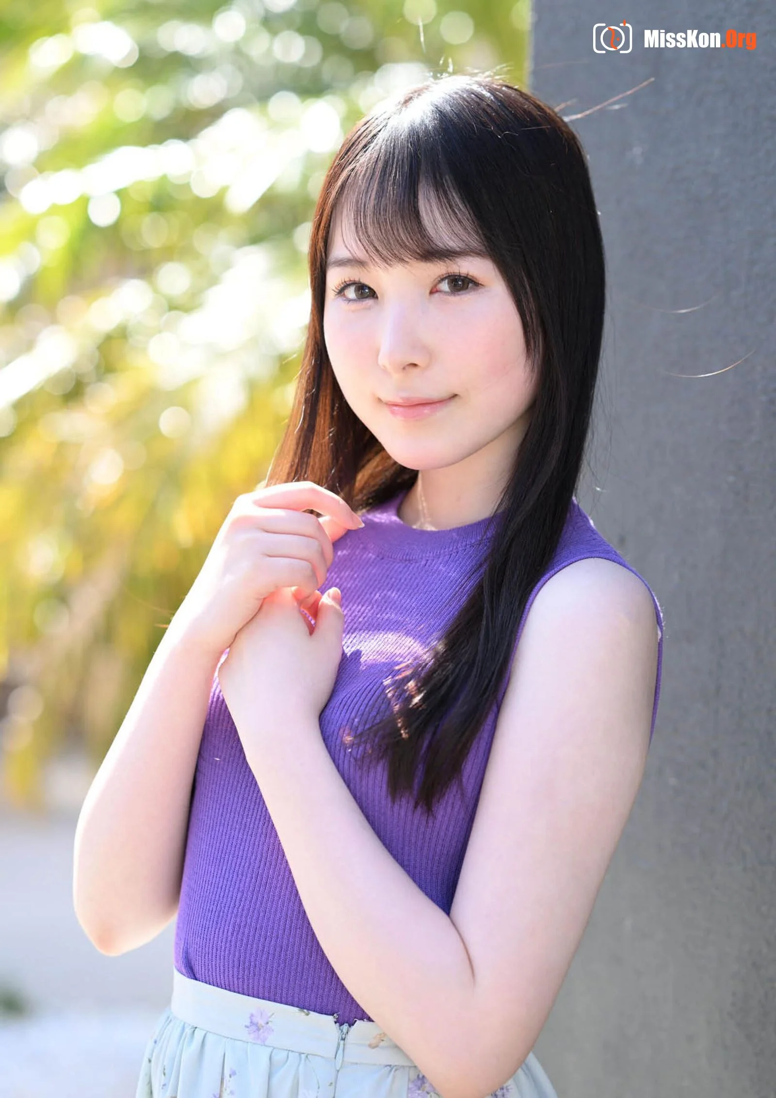 Pure perfume: Droplet Droplet (GOT Nude PhotoBook) - Photo 4