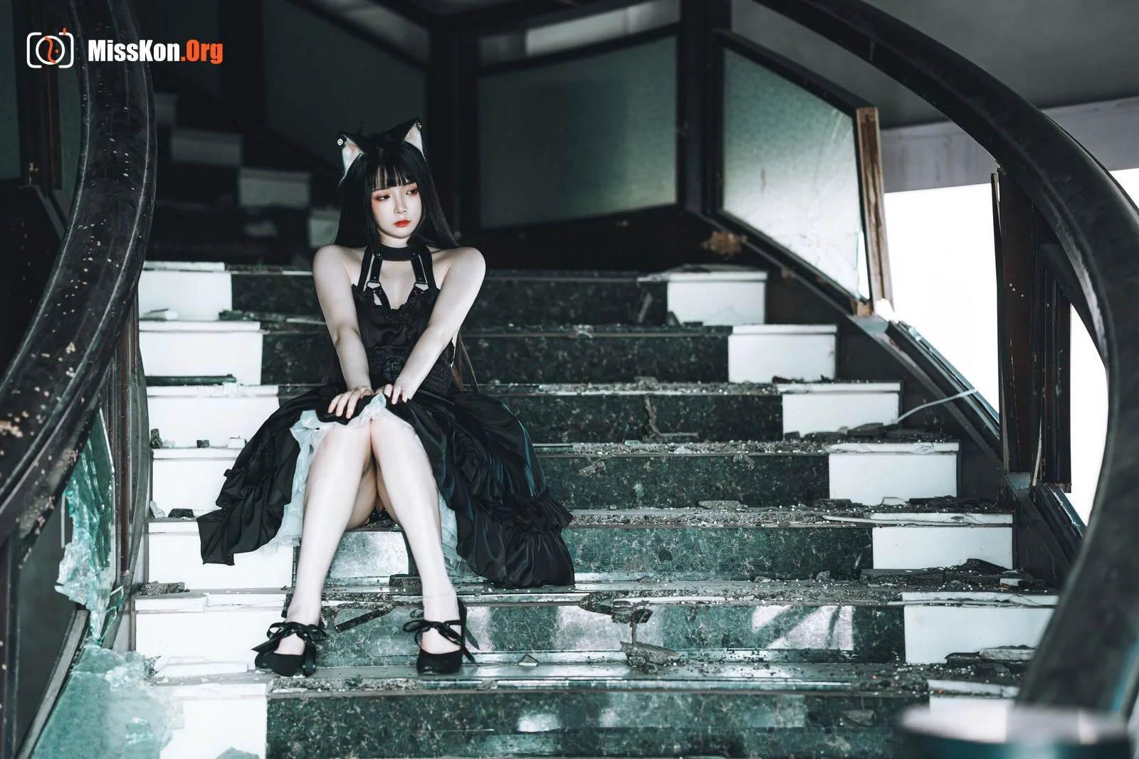 Raku: Black cat solo dance - Photo 5