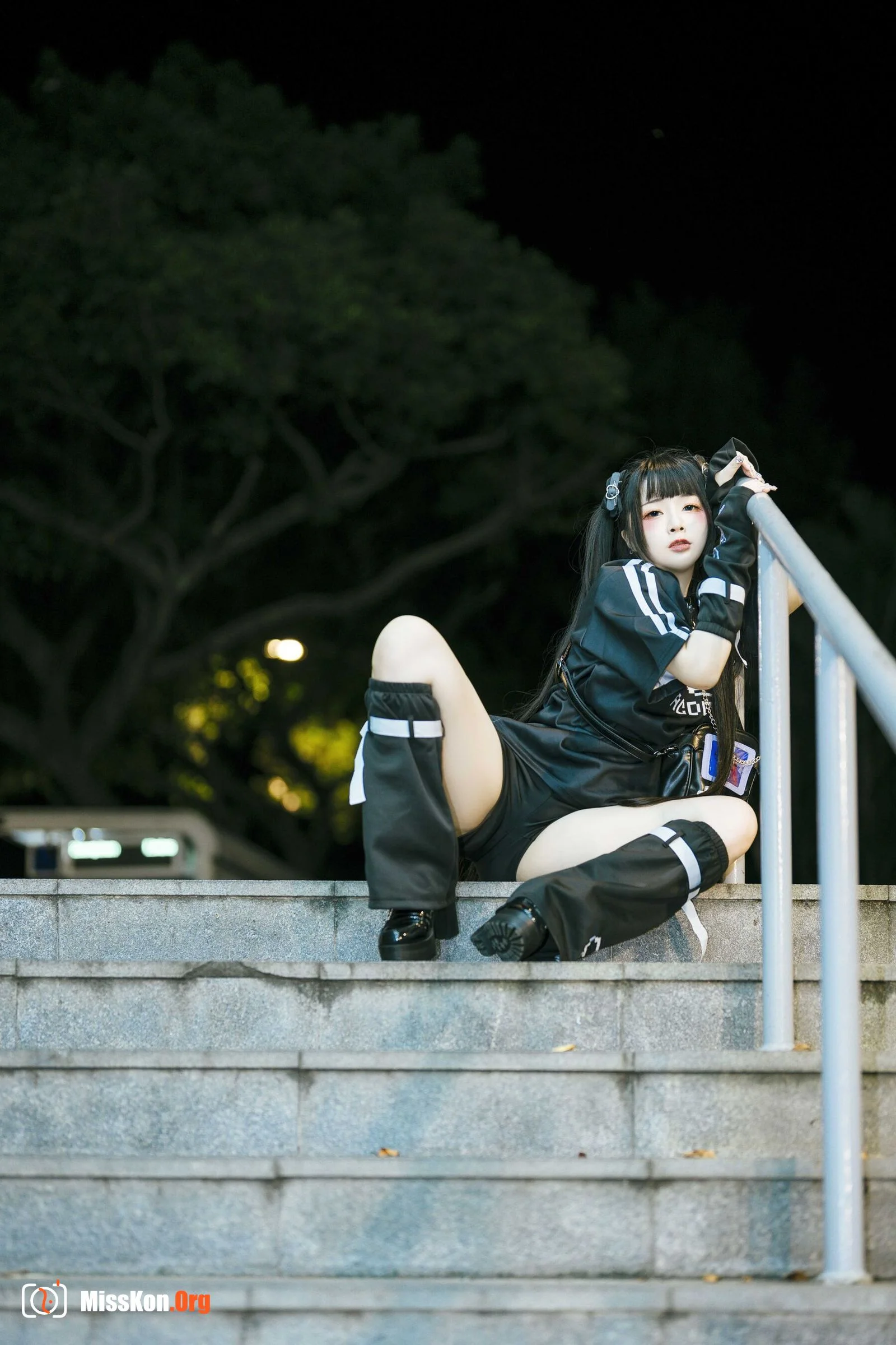 Raku: CITY GIRL - Photo 17