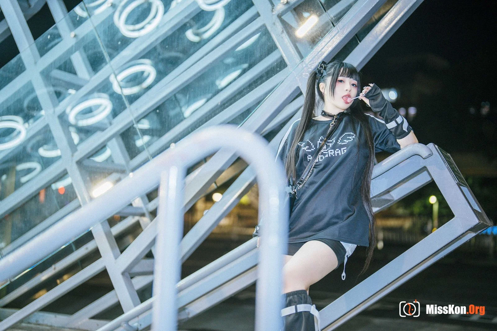Raku: CITY GIRL - Photo 2
