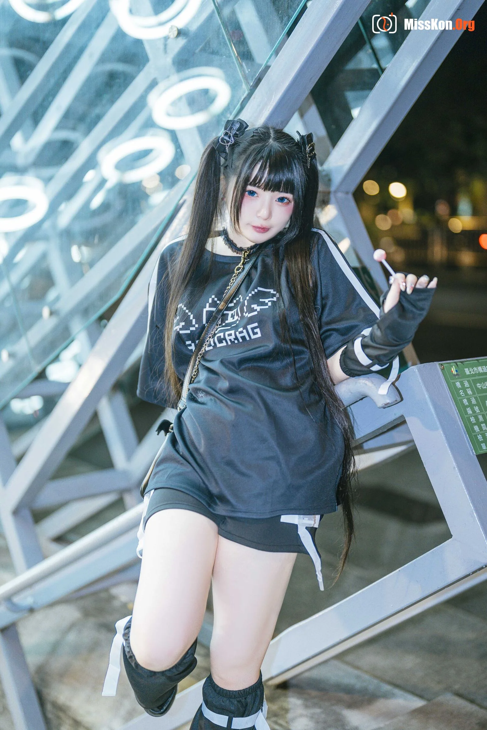 Raku: CITY GIRL - Photo 3