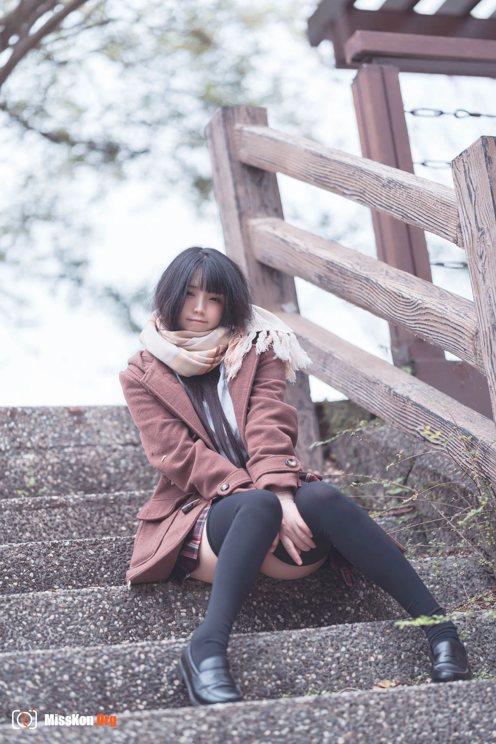Raku: Classmate Her - Photo 11