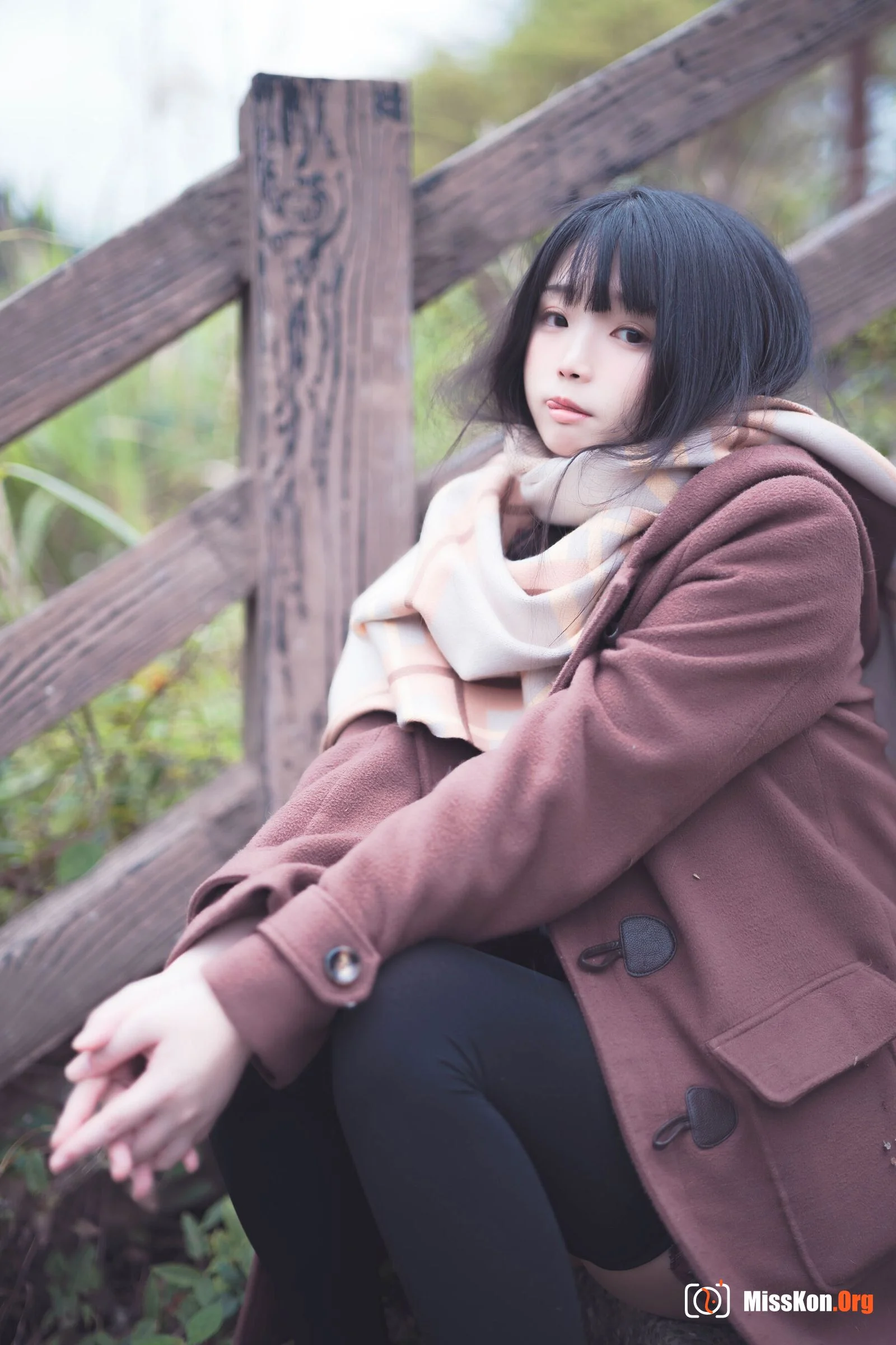 Raku: Classmate Her - Photo 23