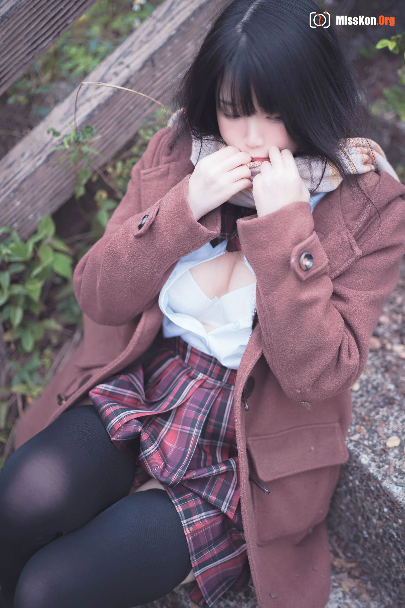 Raku: Classmate Her - Photo 24