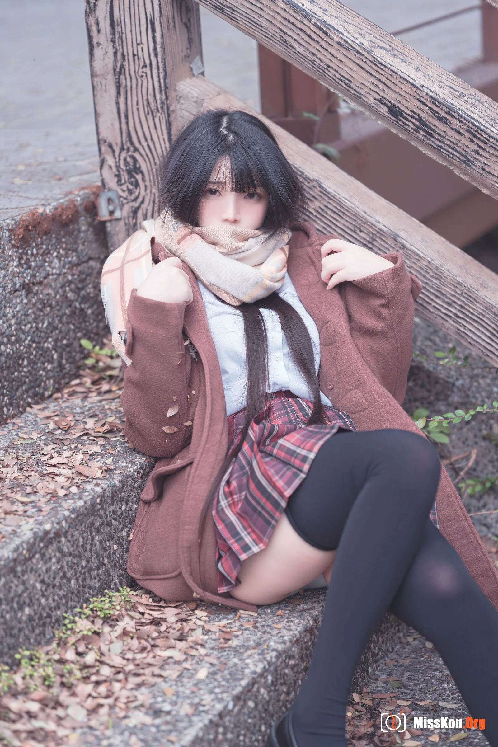 Raku: Classmate Her - Photo 5