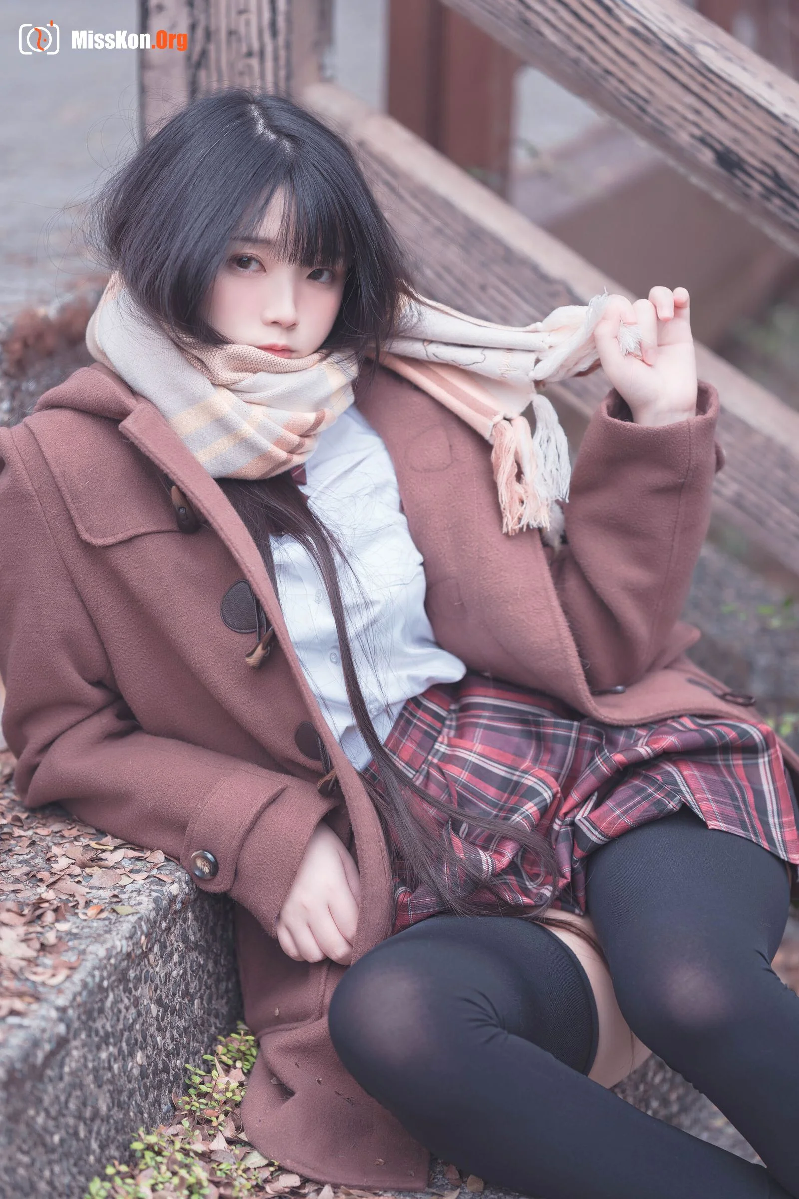 Raku: Classmate Her - Photo 8