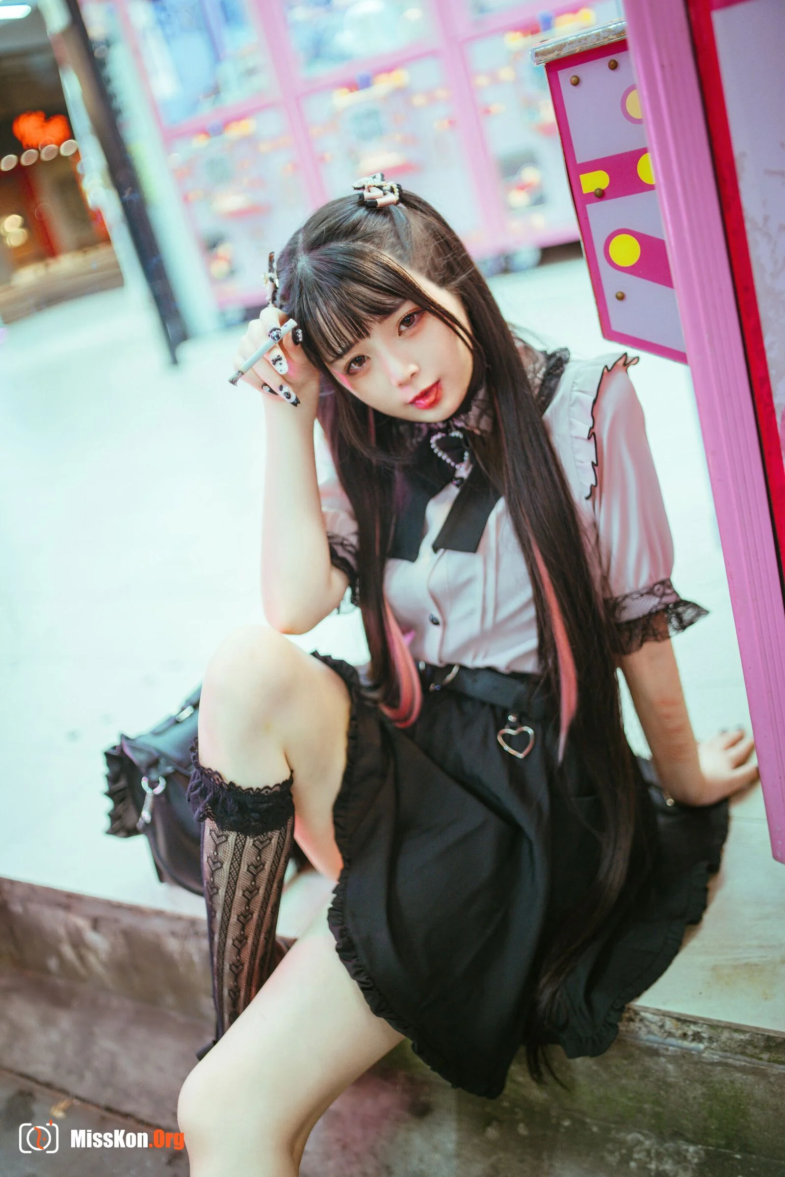 Raku: Girl waiting for god - Photo 12