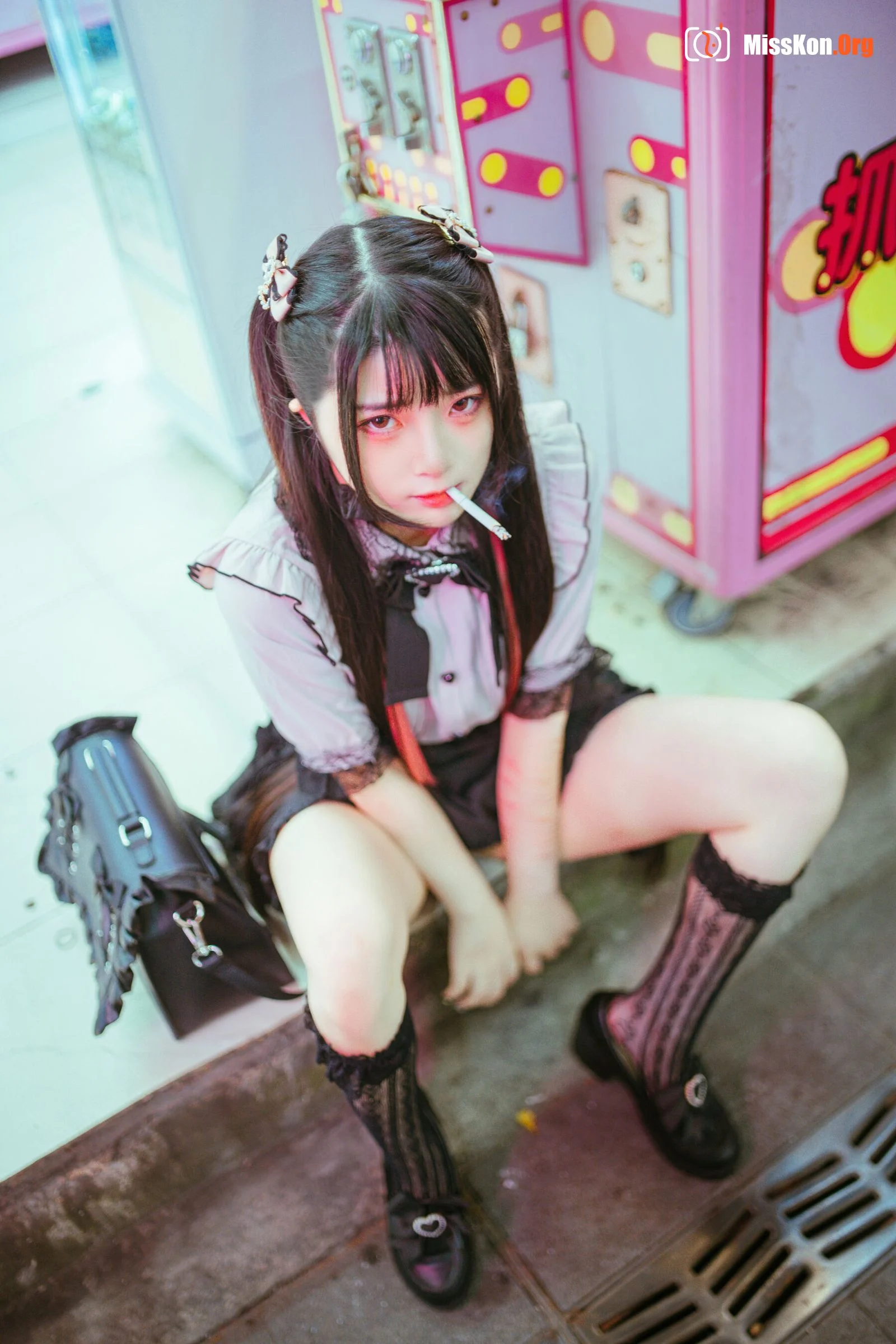 Raku: Girl waiting for god - Photo 14