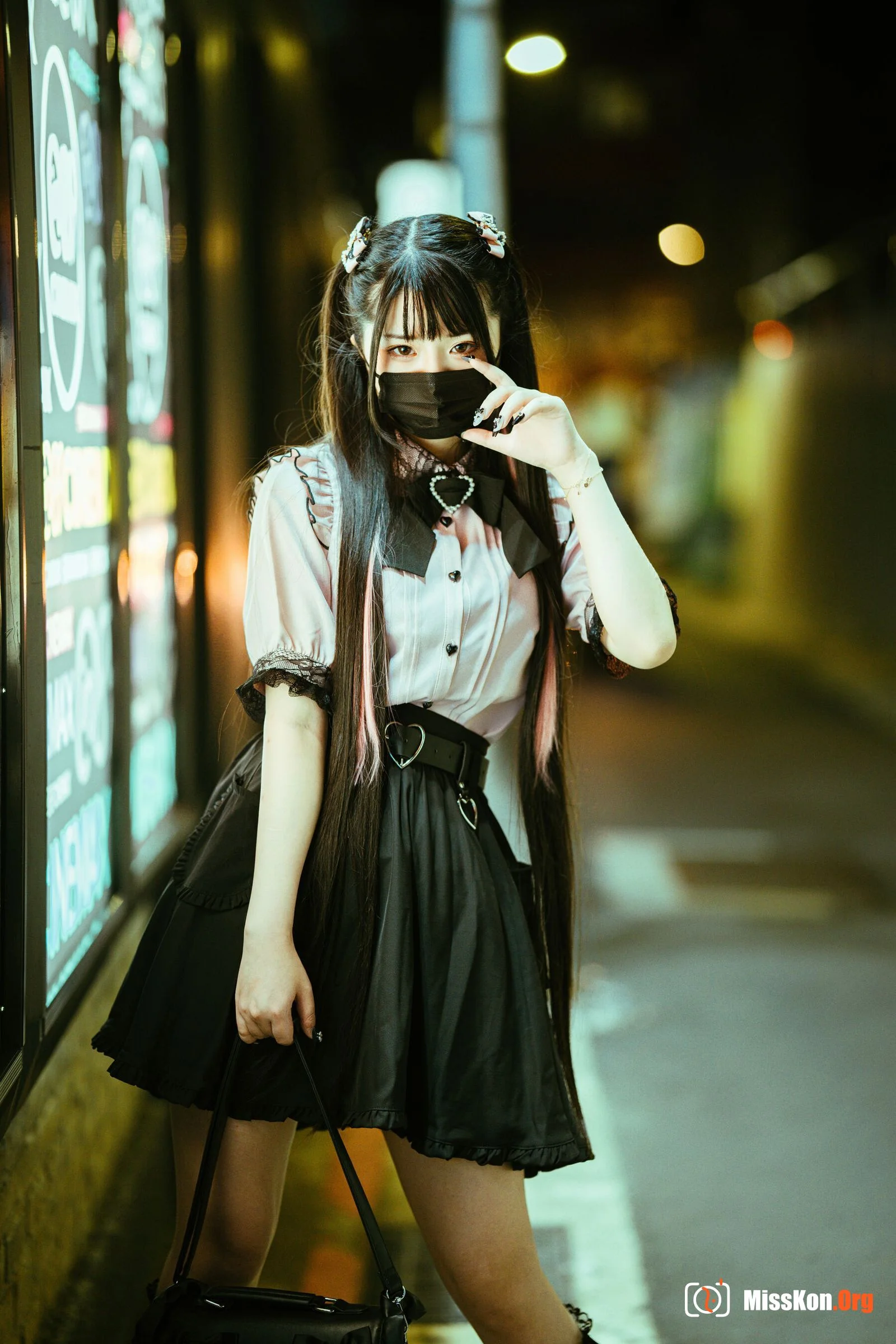 Raku: Girl waiting for god - Photo 18
