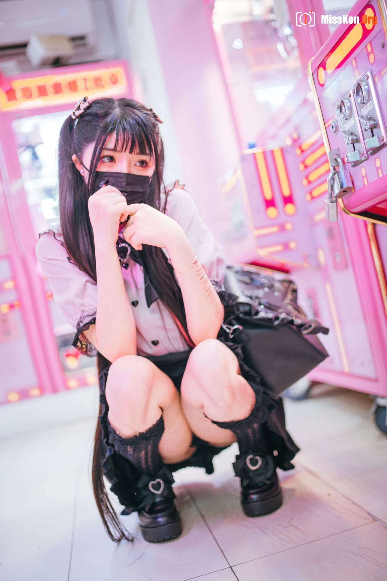Raku: Girl waiting for god - Photo 5