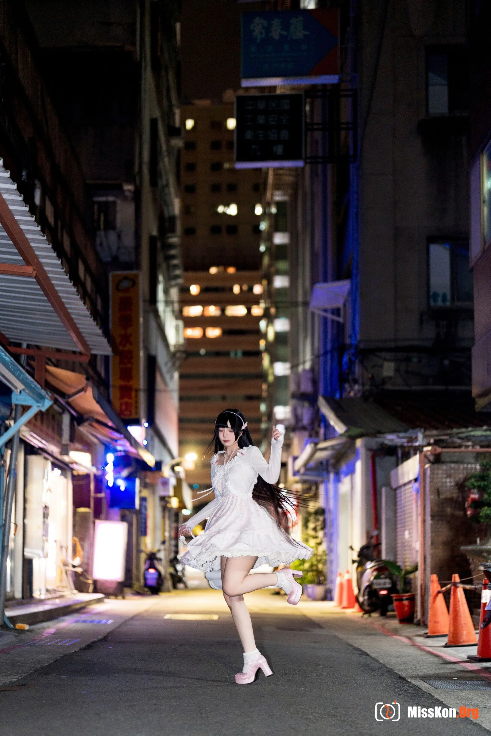 Raku: Homecoming - Photo 2