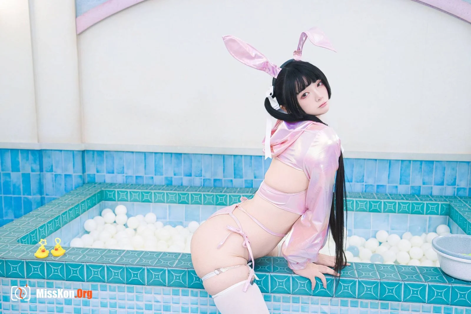 Raku: Pink Little White Rabbit - Photo 2