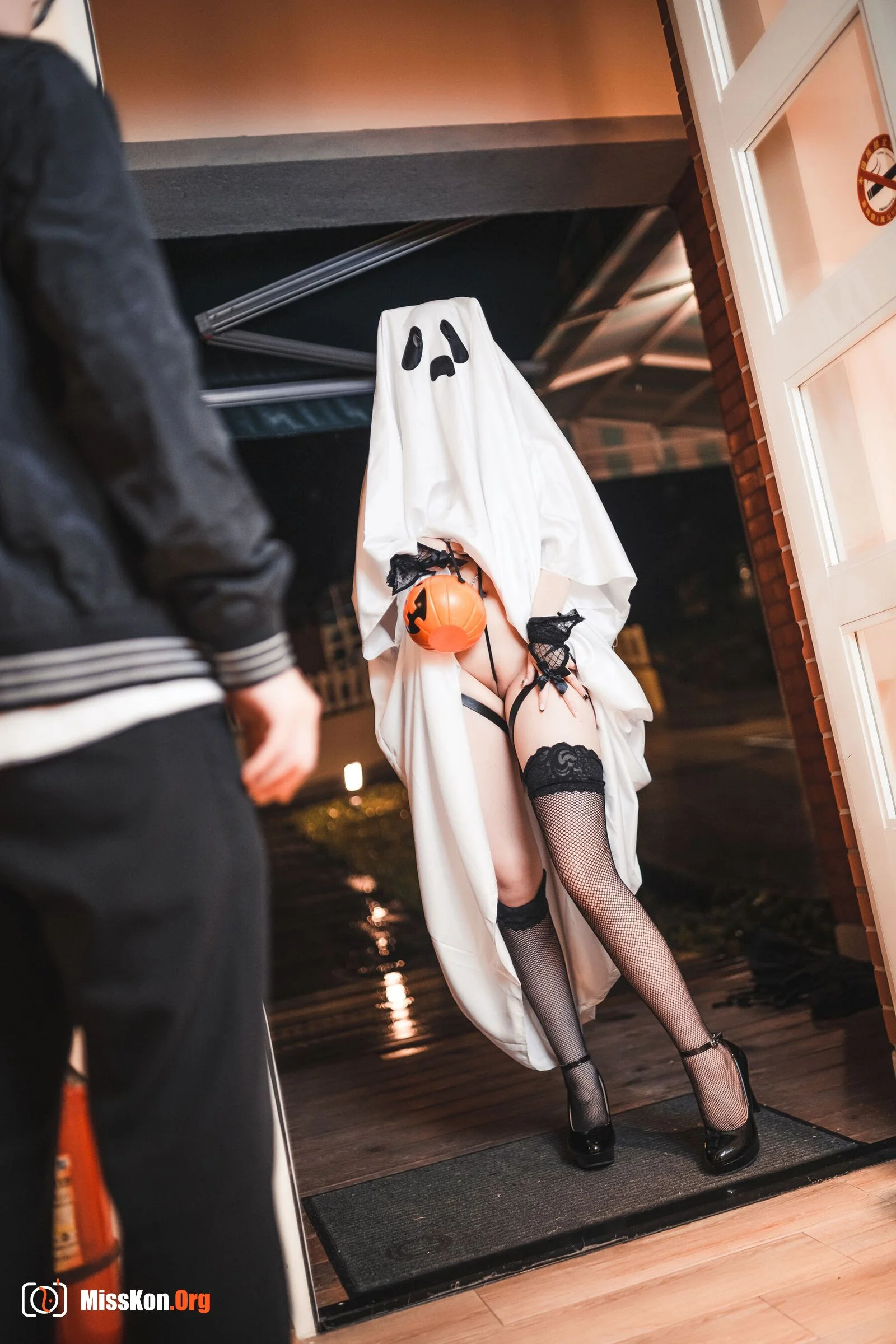 Raku: Trick or Treat - Photo 10