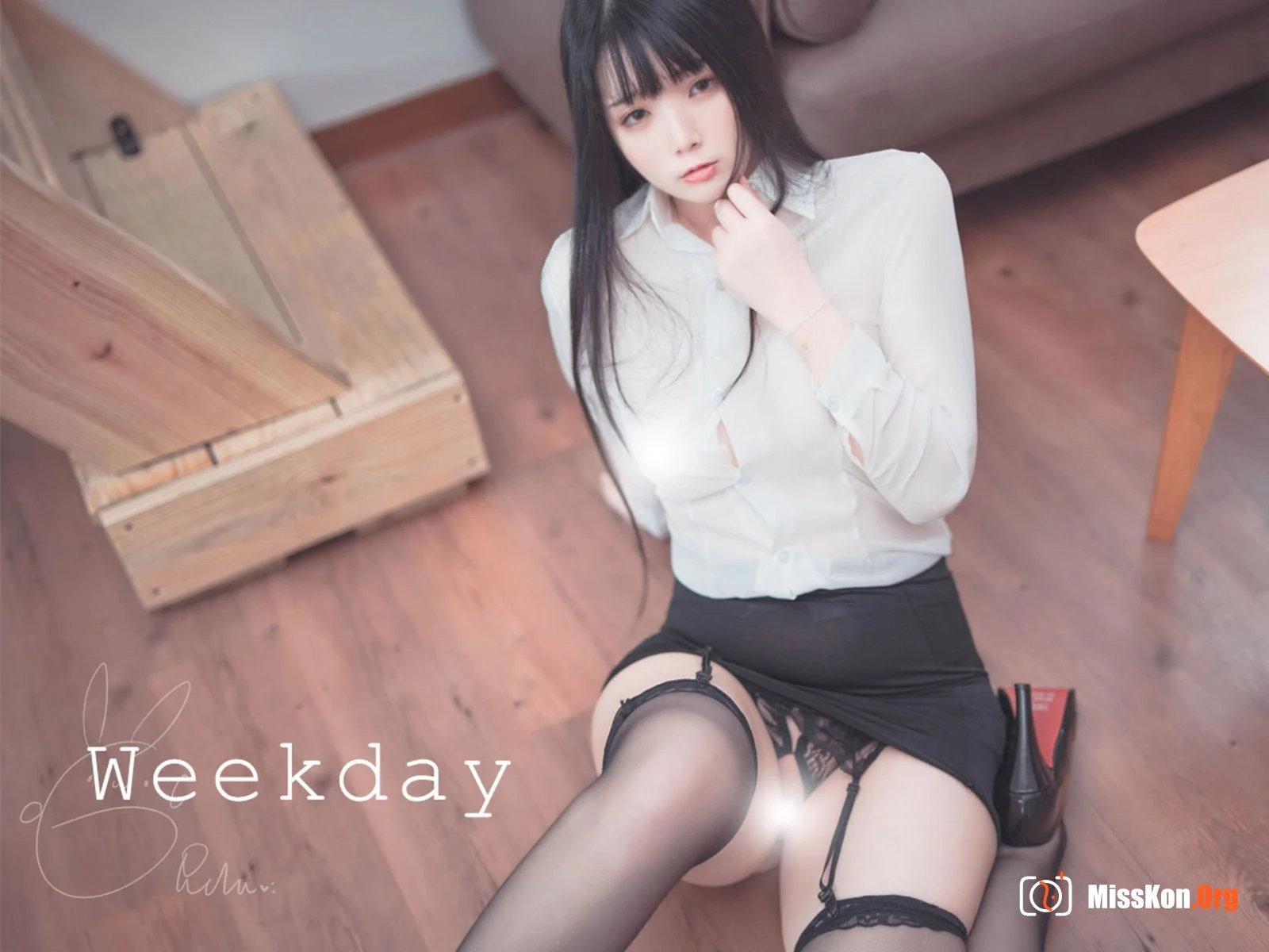 落落Raku《Weekday》 - 照片 2