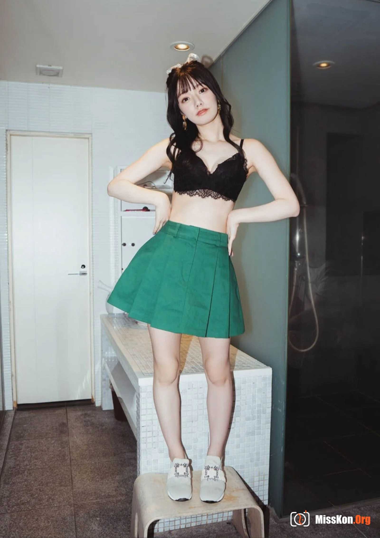 Reina Miyashita - Photo 14