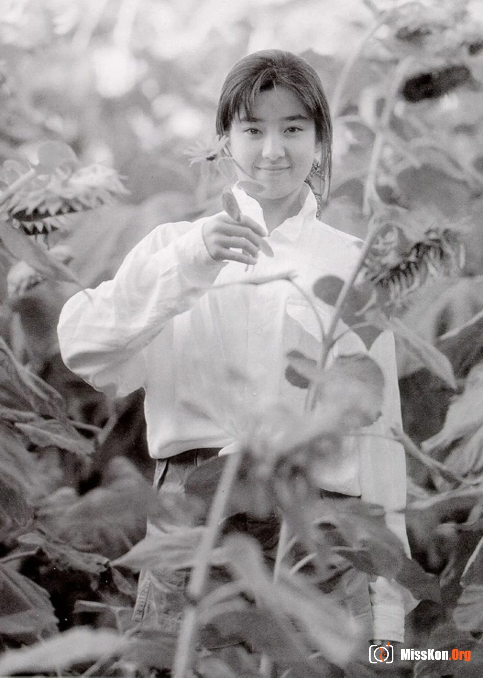 Rie Miyazawa: Reborn - Photo 11