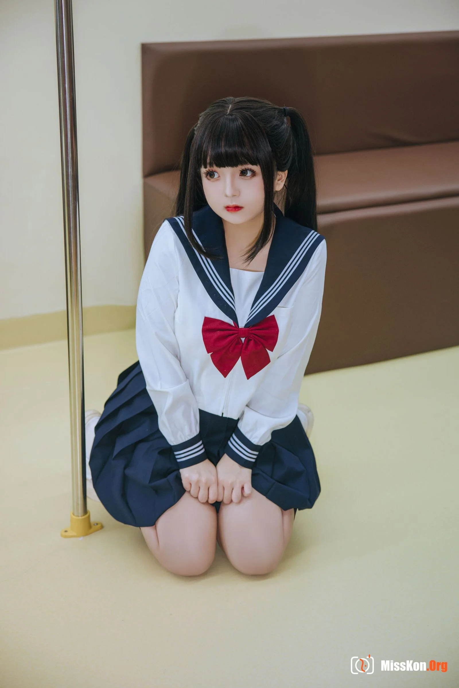 Rina Jiao: Train JK - Photo 10